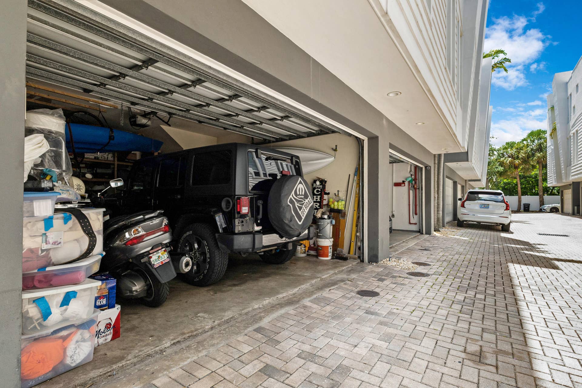 711 SE 16th Court, Fort Lauderdale, FL 33316 71_accutour_01 711-se-16th-ct -073