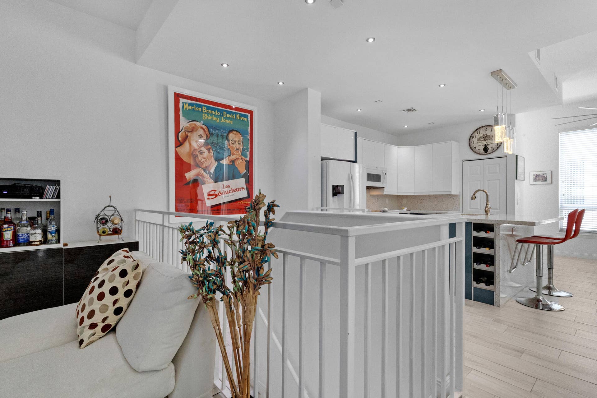 711 SE 16th Court, Fort Lauderdale, FL 33316 29_accutour_01 711-se-16th-ct -030