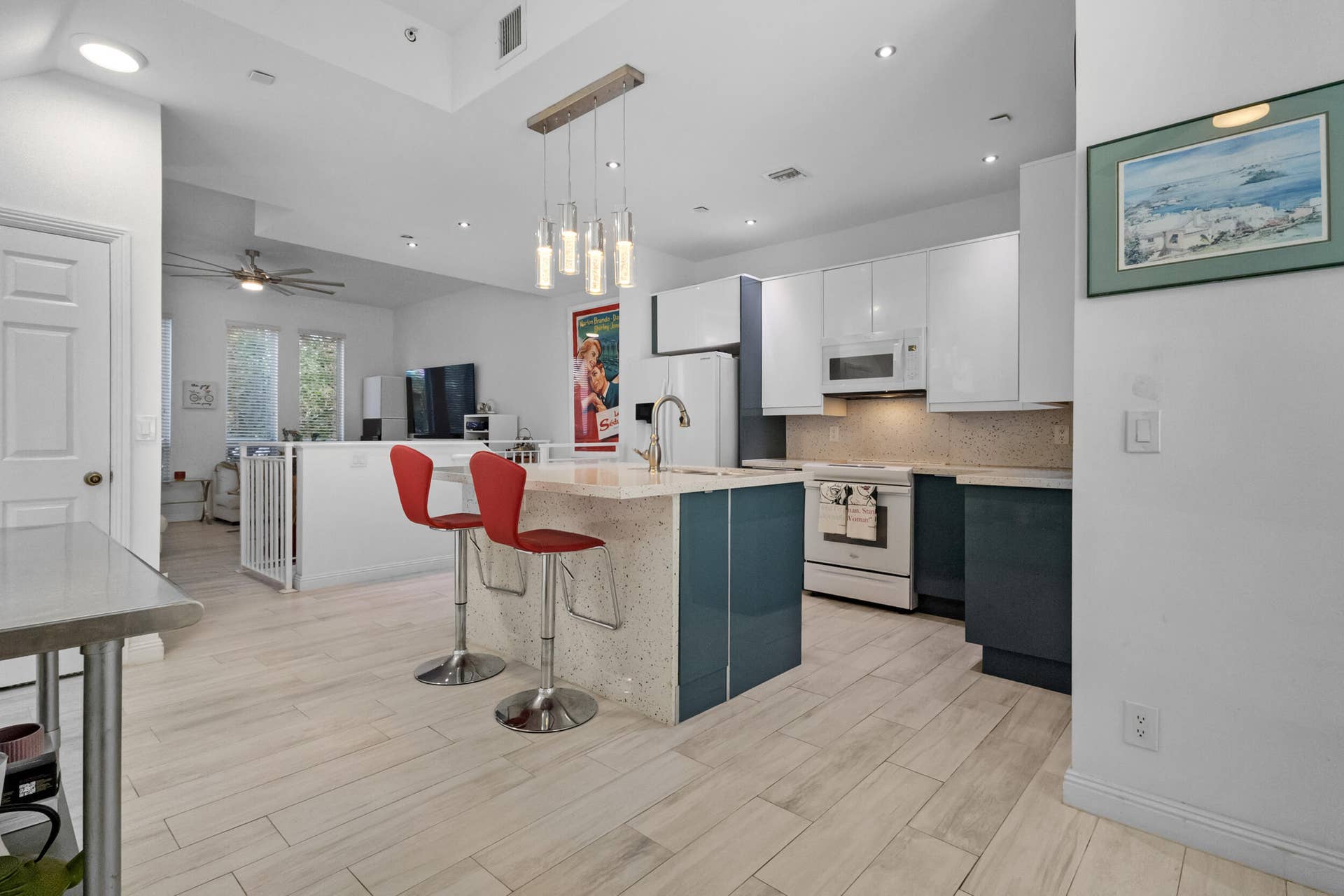 711 SE 16th Court, Fort Lauderdale, FL 33316 30_accutour_01 711-se-16th-ct -031