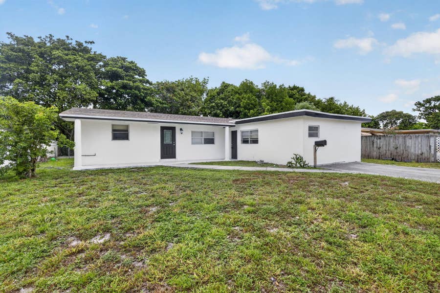 Property photo for 1111 SW 31ST Avenue, Fort Lauderdale, FL
