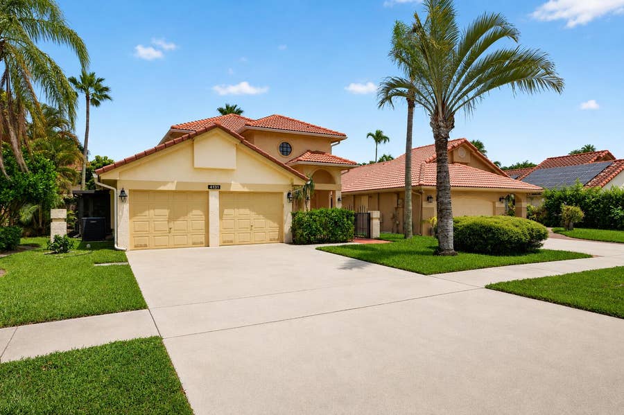 Property photo for 4131 NW 5TH Drive, Deerfield Beach, FL