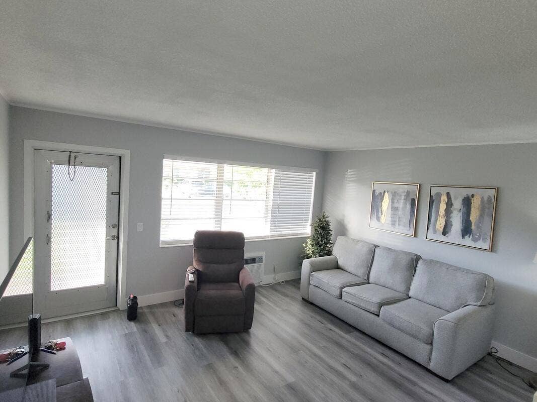 101 Hastings G, West Palm Beach, West Palm Beach, FL 33417 20231028_085351
