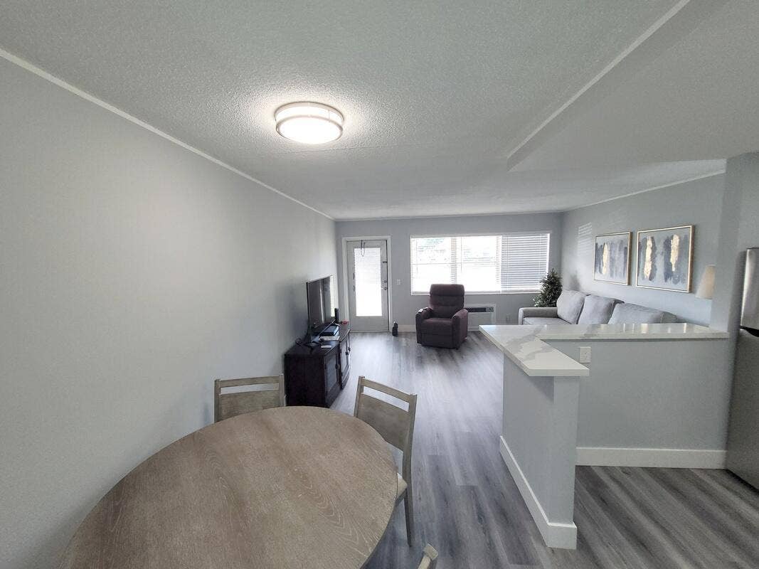 101 Hastings G, West Palm Beach, West Palm Beach, FL 33417 20231028_090300