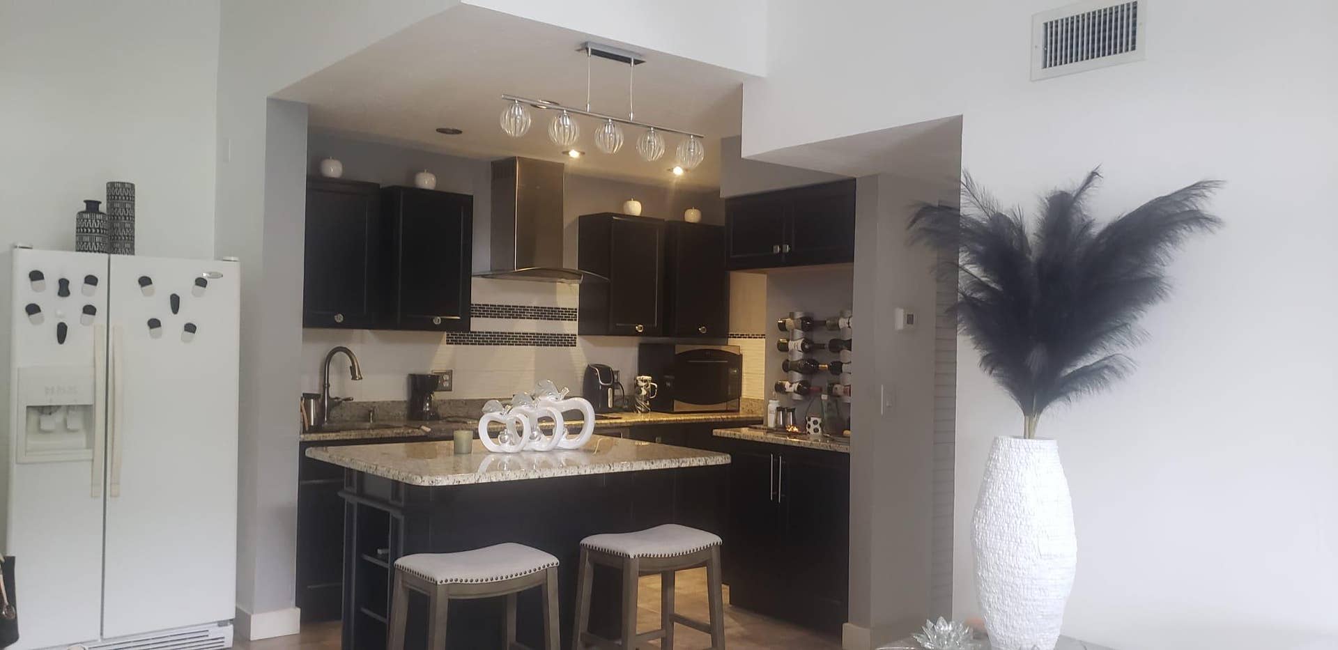 629 Sea Pine Way, #F3, Greenacres, FL 33415 09b4123f-5146-4d6f-9df8-103aec7be589