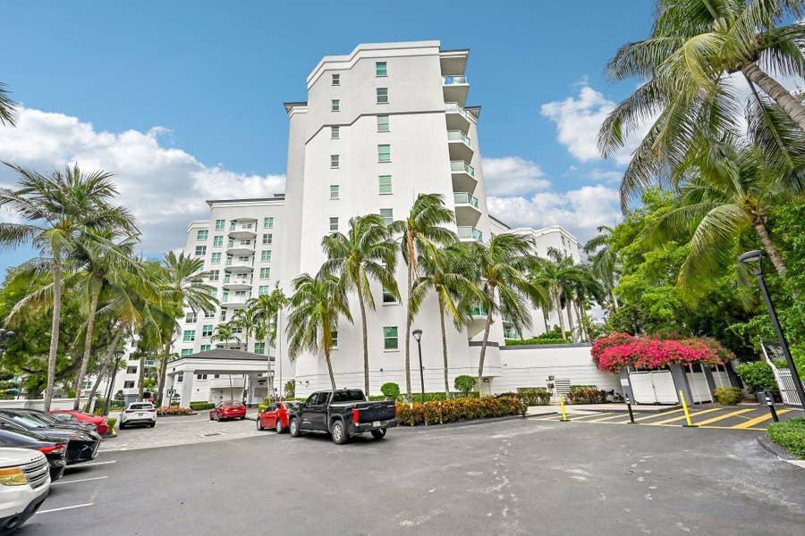 Property photo for 550 SE Mizner Boulevard, #B206, Boca Raton, FL