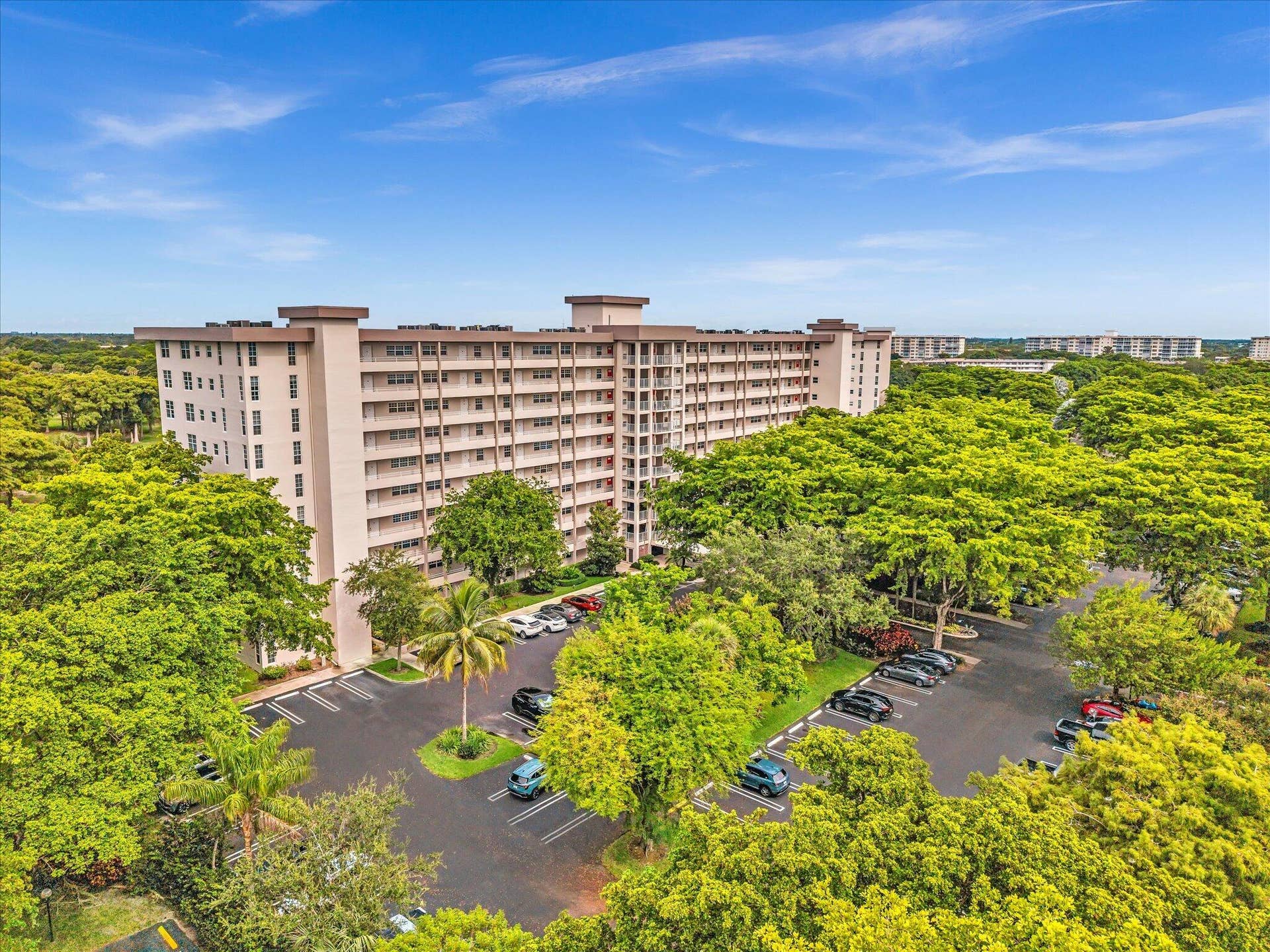 605 OAKS Drive, #810, Pompano Beach, FL 33069 5-FPP_0047_D