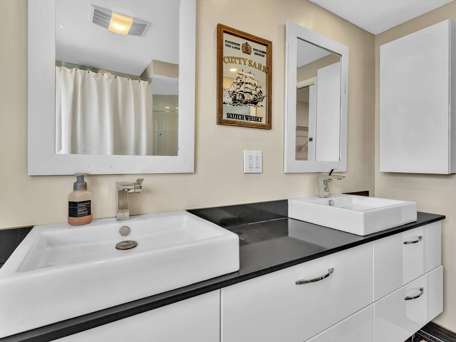 605 OAKS Drive, #810, Pompano Beach, FL 33069 11-FPP00166