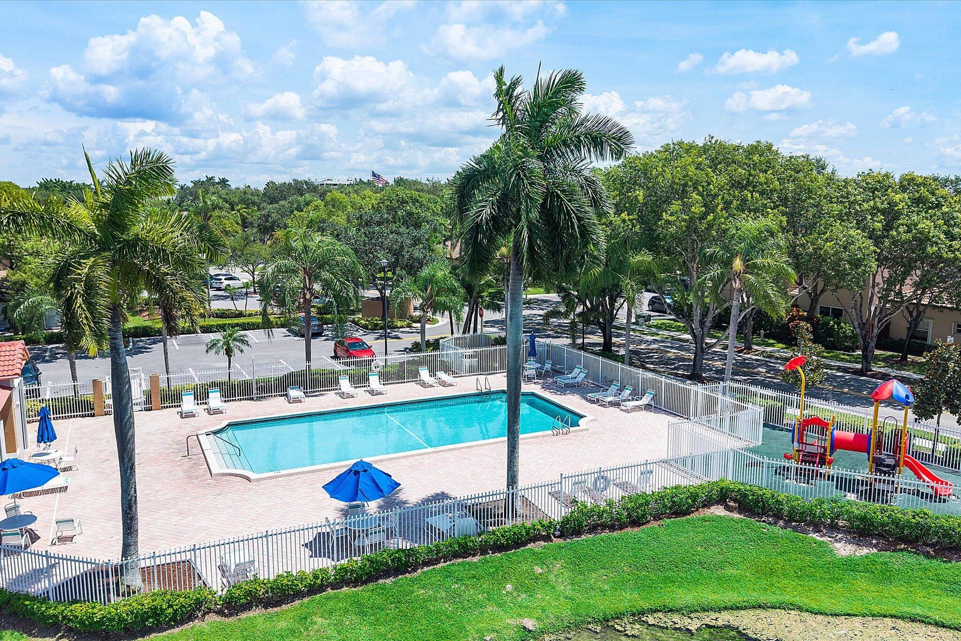 52-16007 Opan Creek Drive_052