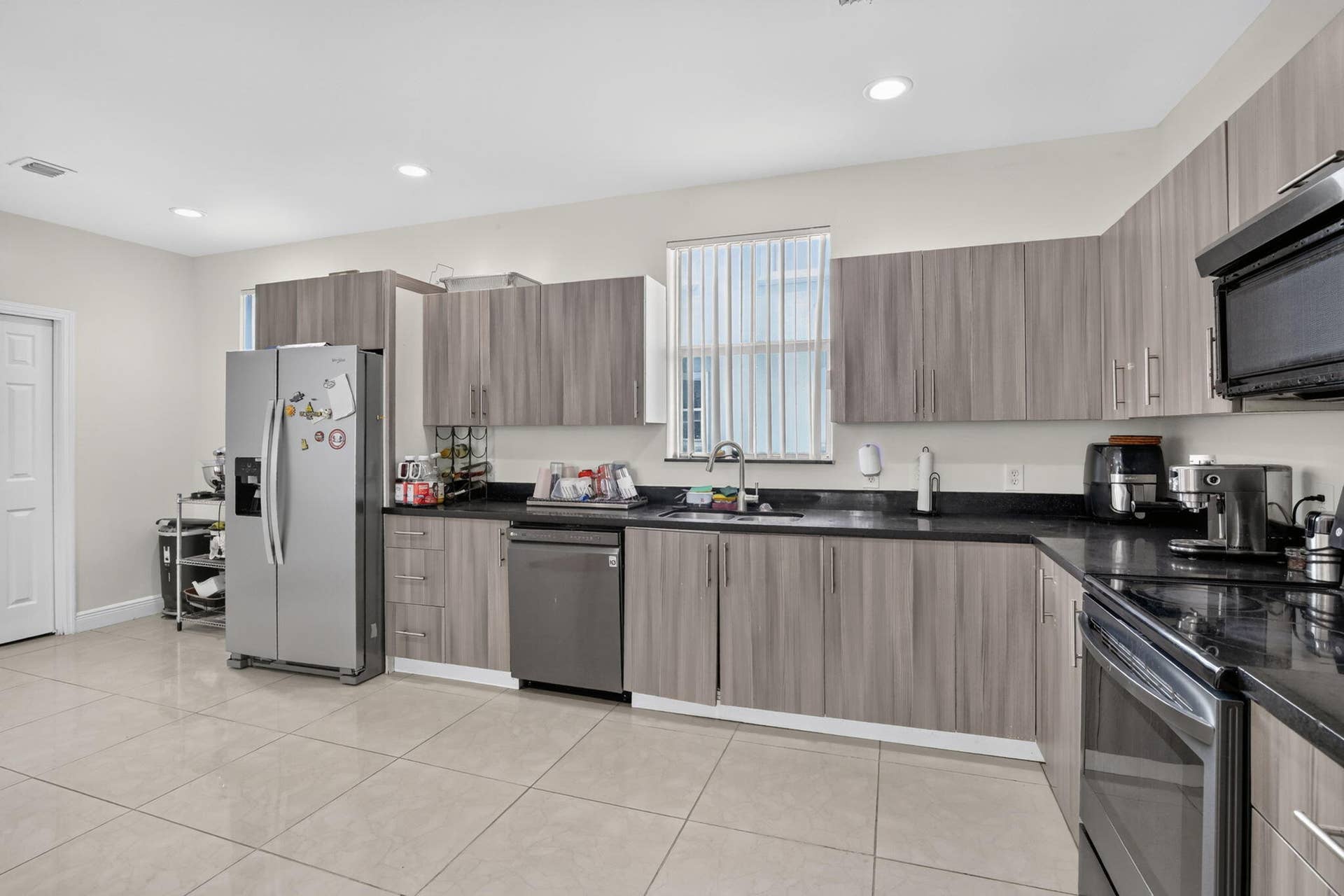 1705 Johnson Street, #C, Hollywood, FL 33020 Kitchen