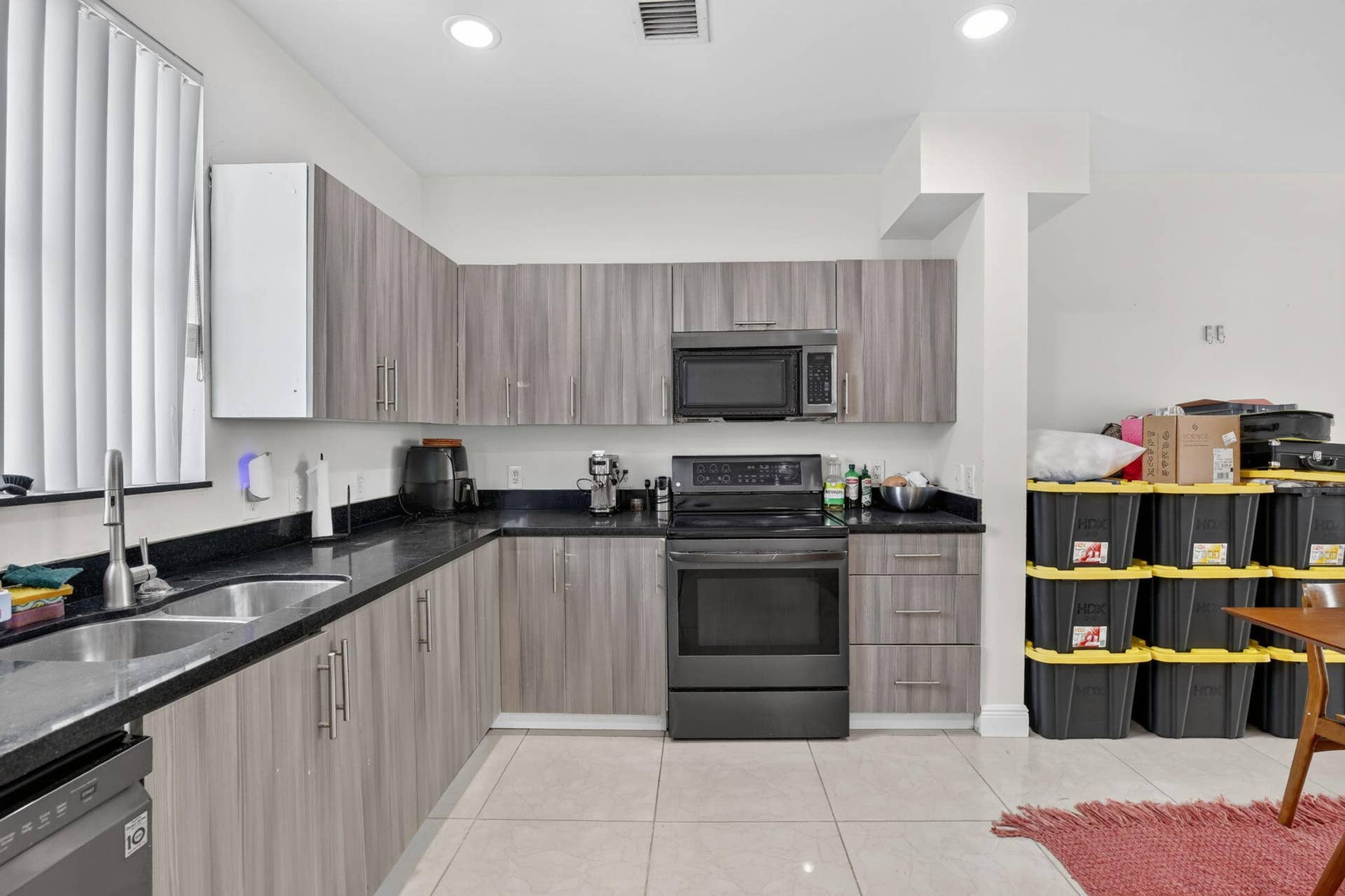 1705 Johnson Street, #C, Hollywood, FL 33020 Kitchen