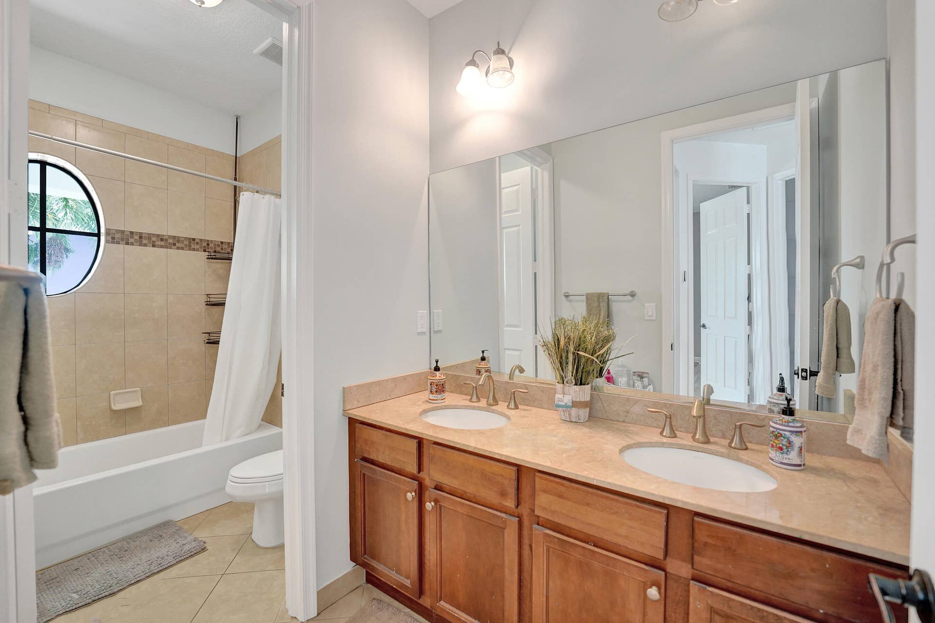 3760 NW 84TH Way, Cooper City, FL 33024 DSC08973