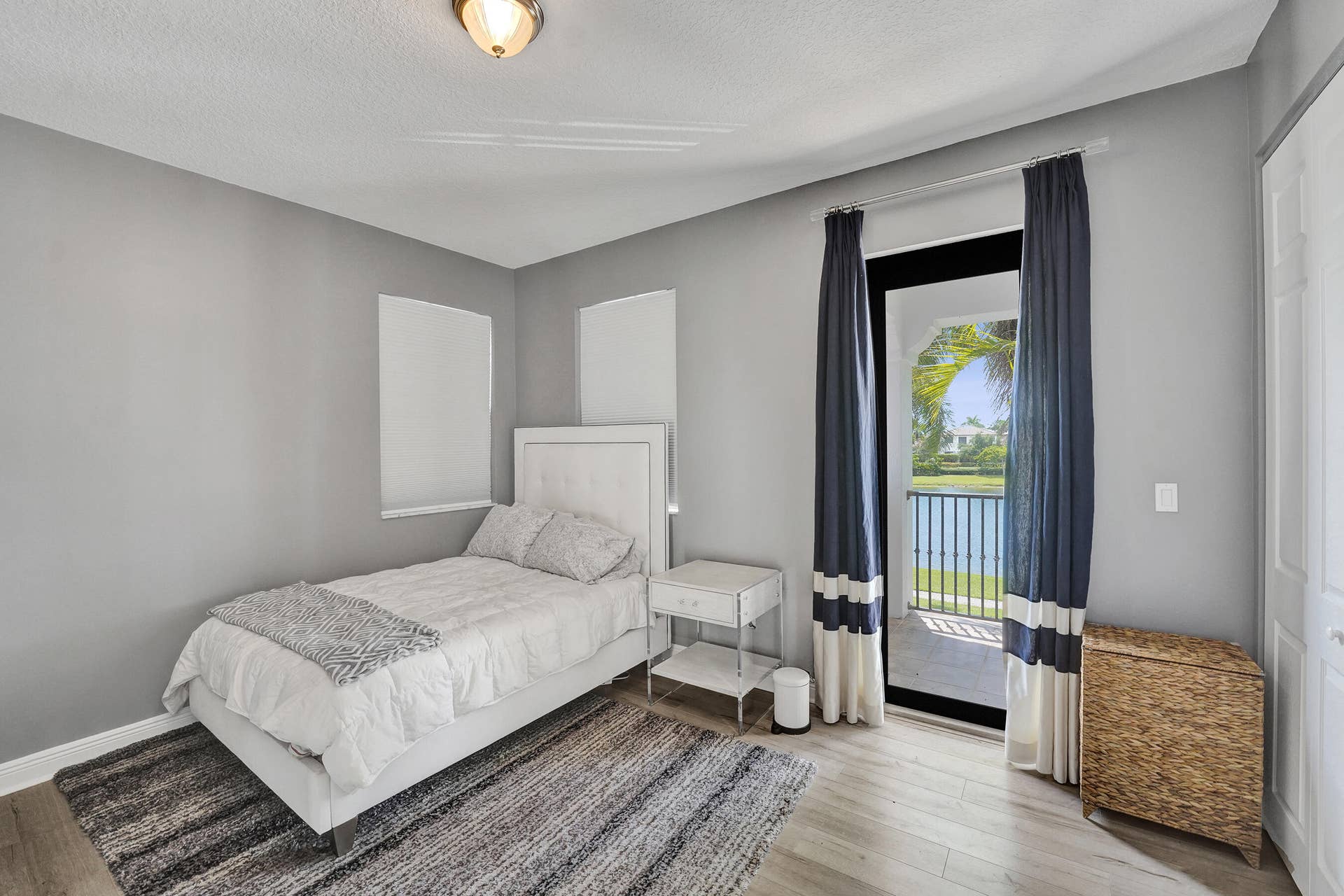 3760 NW 84TH Way, Cooper City, FL 33024 DSC08979