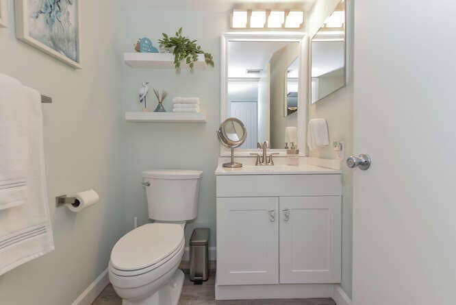 1605 US1 Unit 1 205 Jupiter FL-small-015