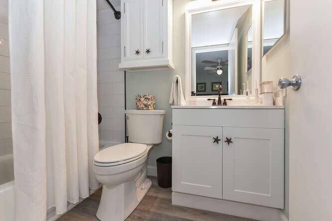 1605 US1 Unit 1 205 Jupiter FL-small-016