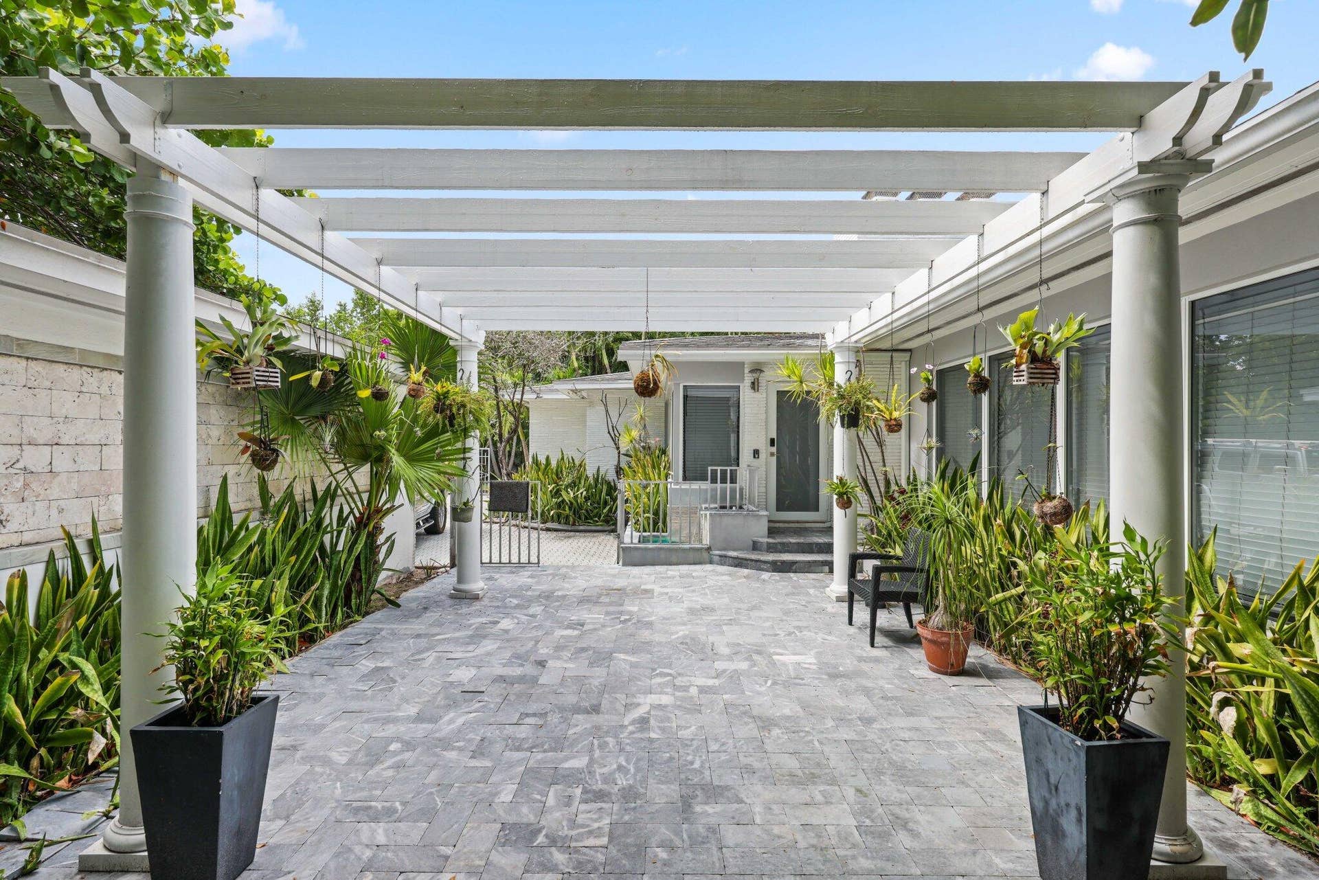 1313 SEABREEZE Boulevard, #B, Fort Lauderdale, FL 33316 12 Sylvan Lane - 68.jpg-SMALL