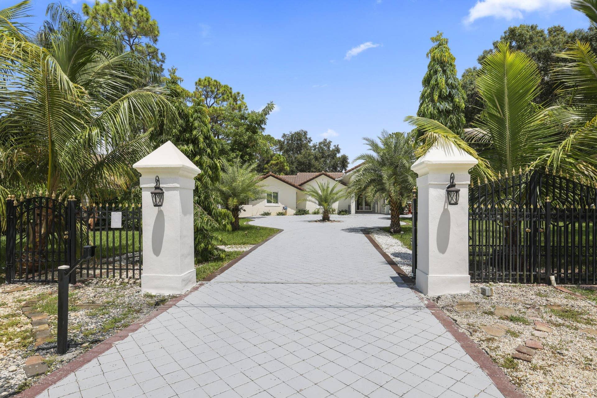 6344 NW 74th Terrace, Parkland, FL 33067 6344 NW 74th Terr - 4.jpg-SMALL