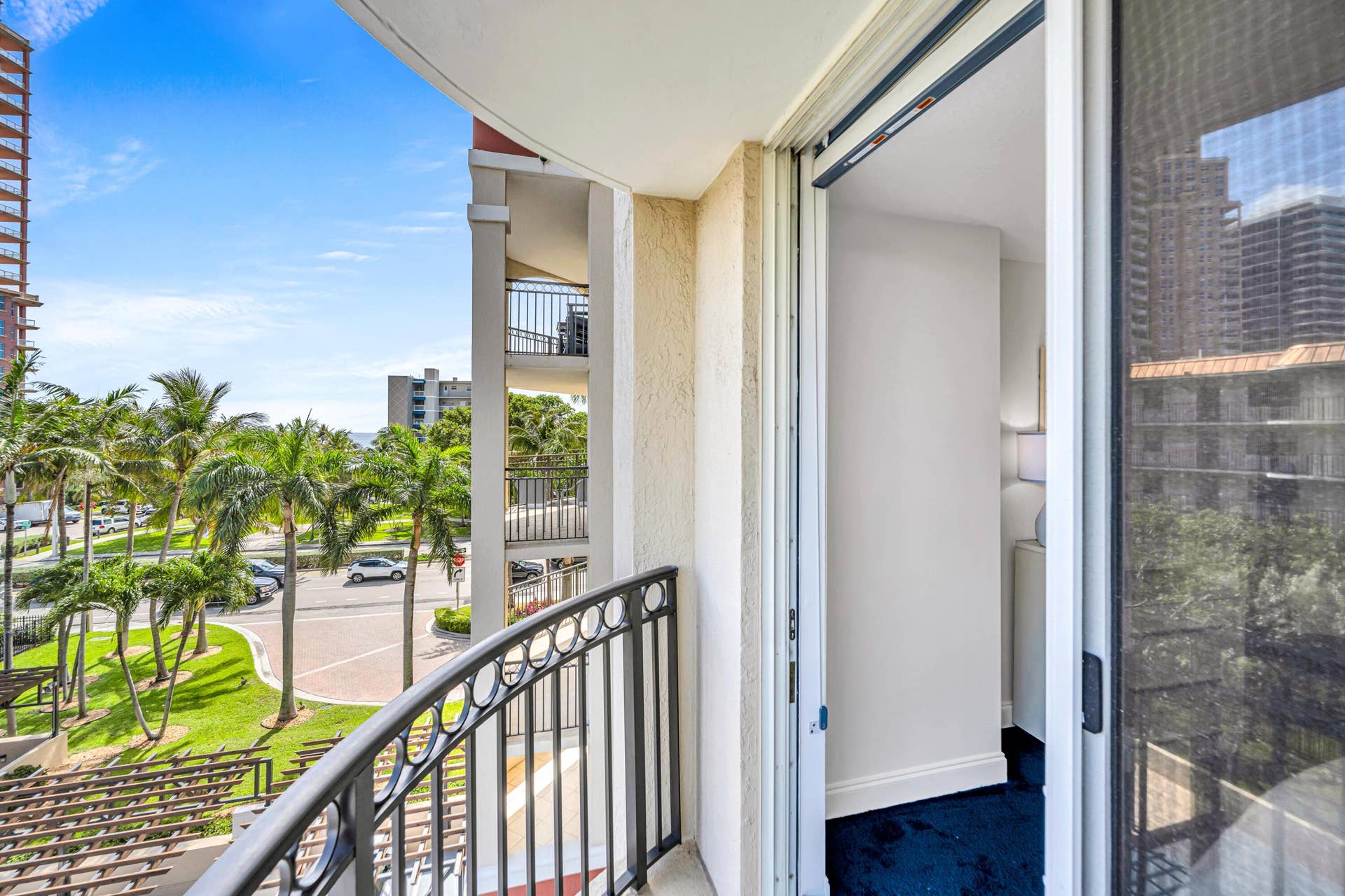 2011 N Ocean Boulevard, #405, Fort Lauderdale, FL 33305 2011 N OCEAN BLVD #405N-53