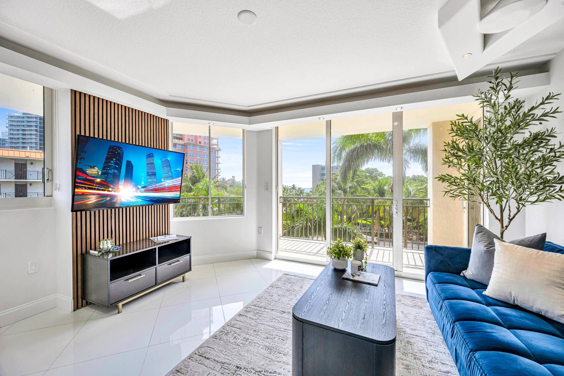2011 N Ocean Boulevard, #405, Fort Lauderdale, FL 33305 2011 N OCEAN BLVD #405N-8