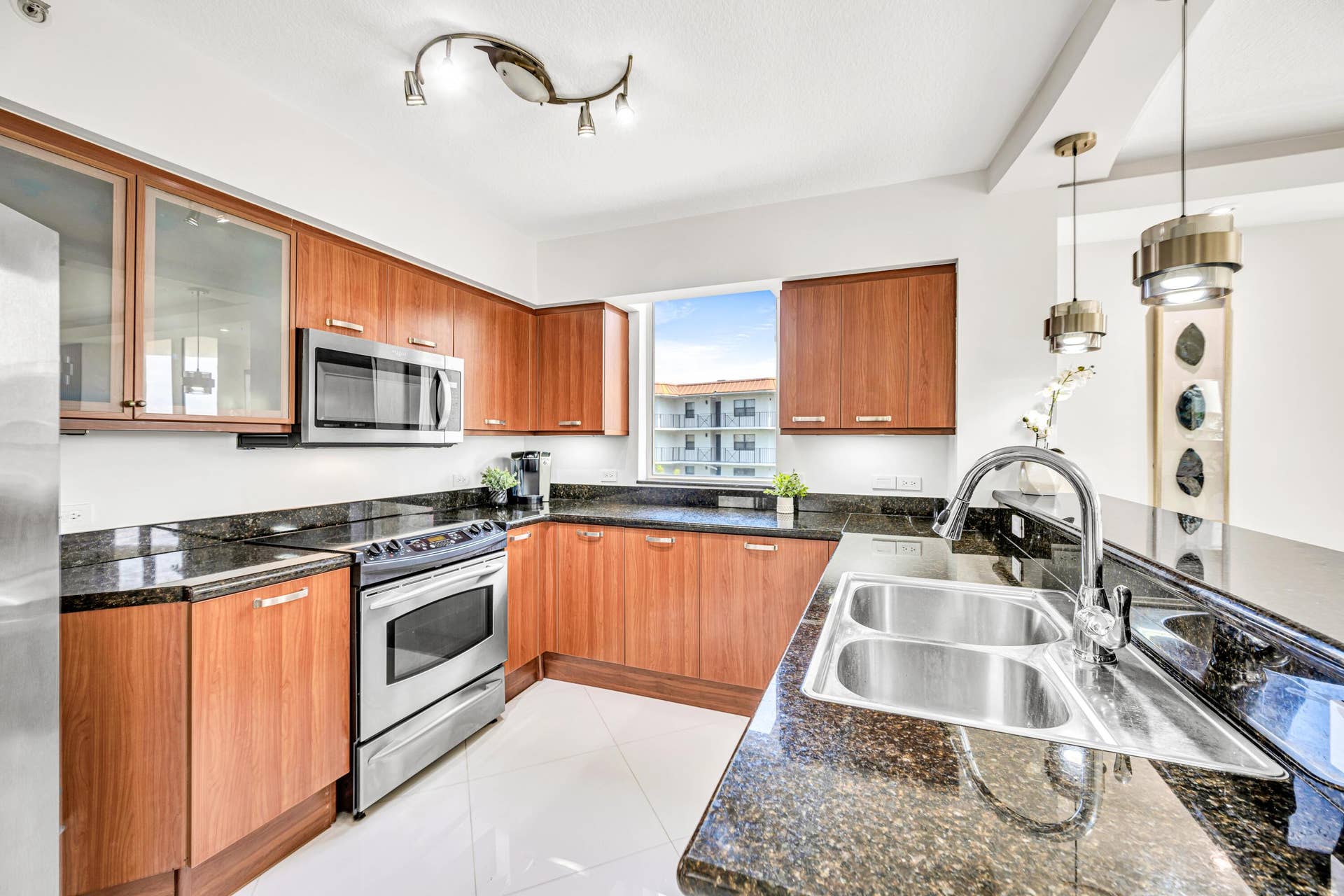 2011 N Ocean Boulevard, #405, Fort Lauderdale, FL 33305 2011 N OCEAN BLVD #405N-27