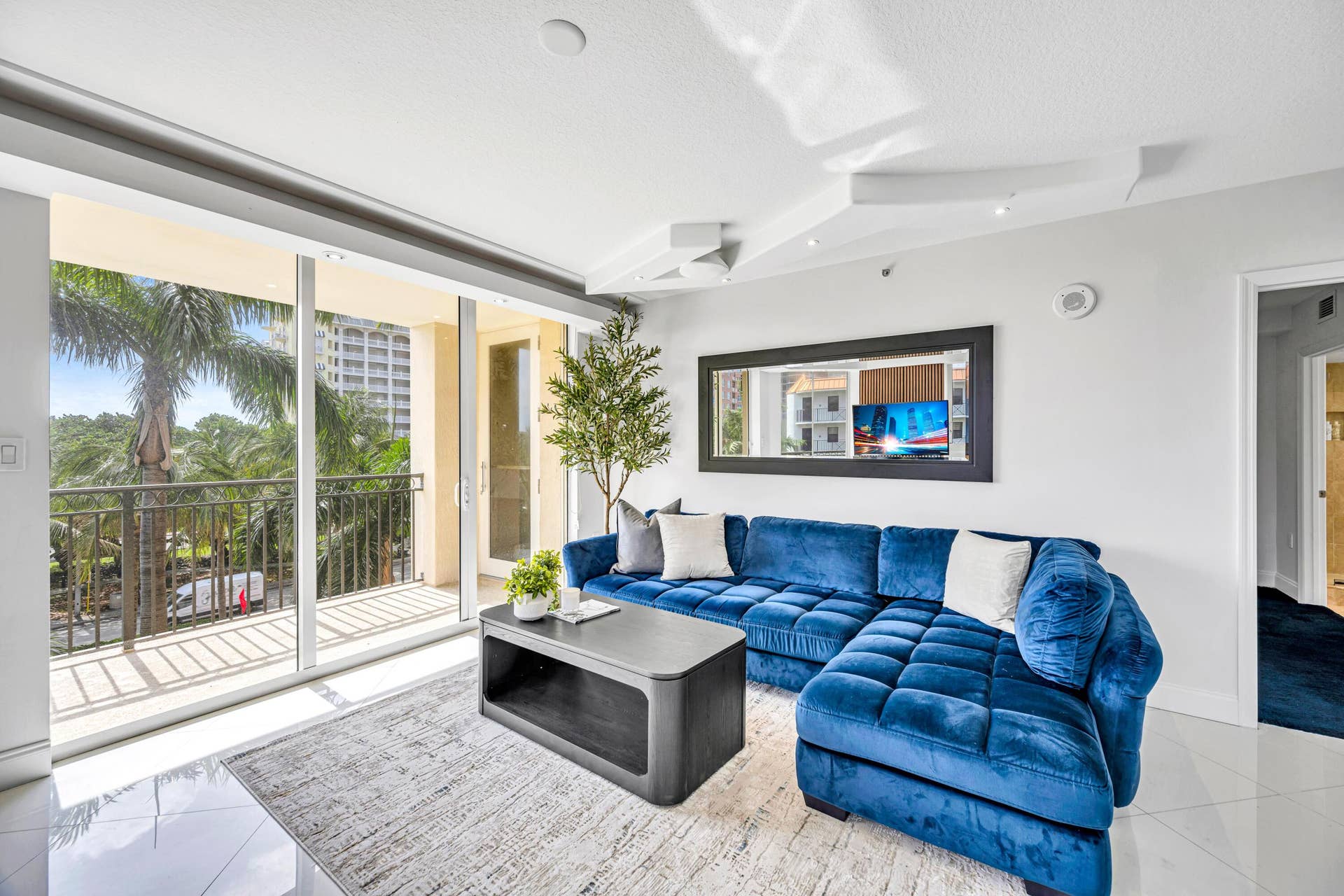 2011 N Ocean Boulevard, #405, Fort Lauderdale, FL 33305 2011 N OCEAN BLVD #405N-6