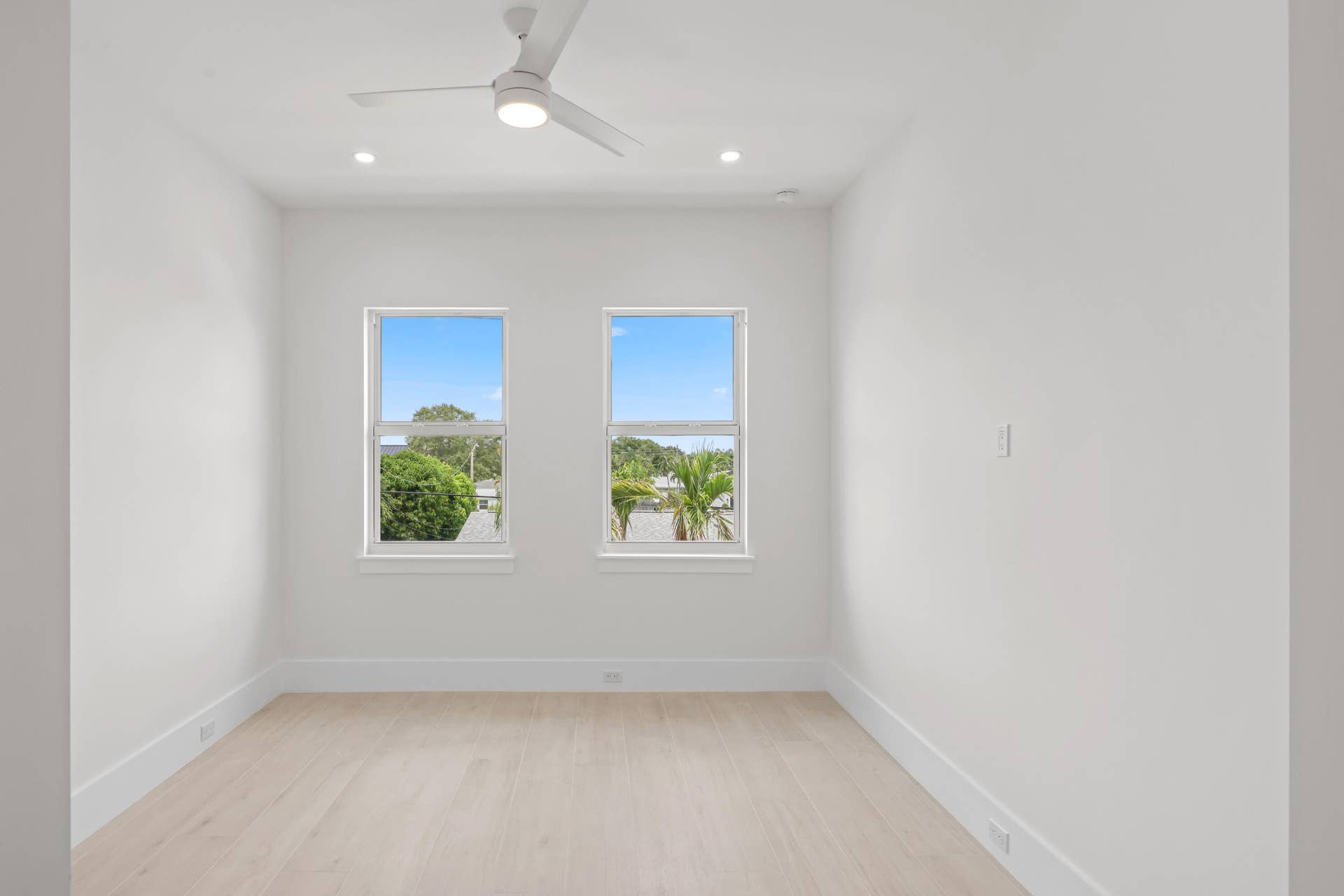 533 Driftwood Road, North Palm Beach, FL 33408 533 Driftwood - 50.jpg-FULL