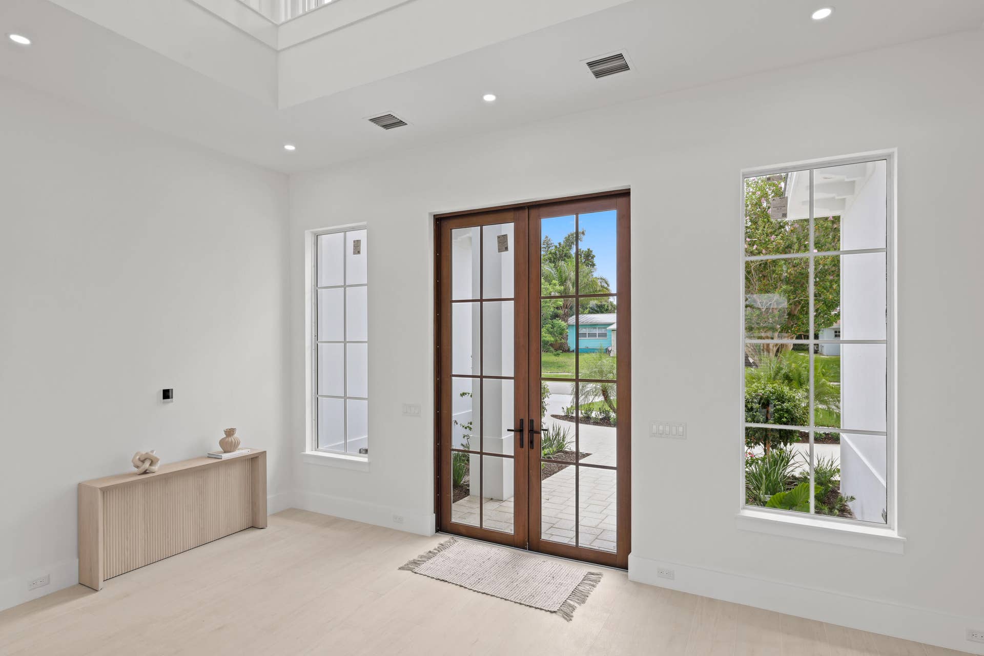533 Driftwood Road, North Palm Beach, FL 33408 533 Driftwood - 9.jpg-FULL