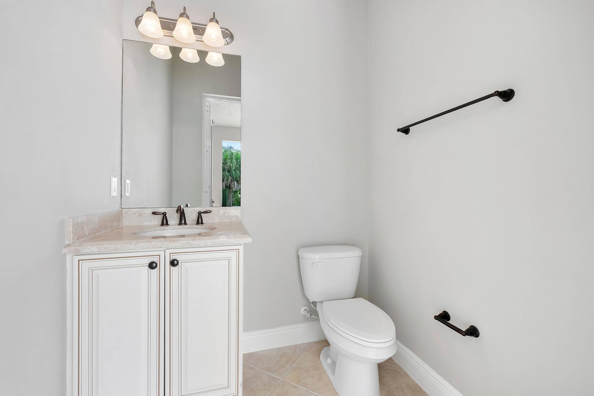 8050 Nw 121st Dr_069