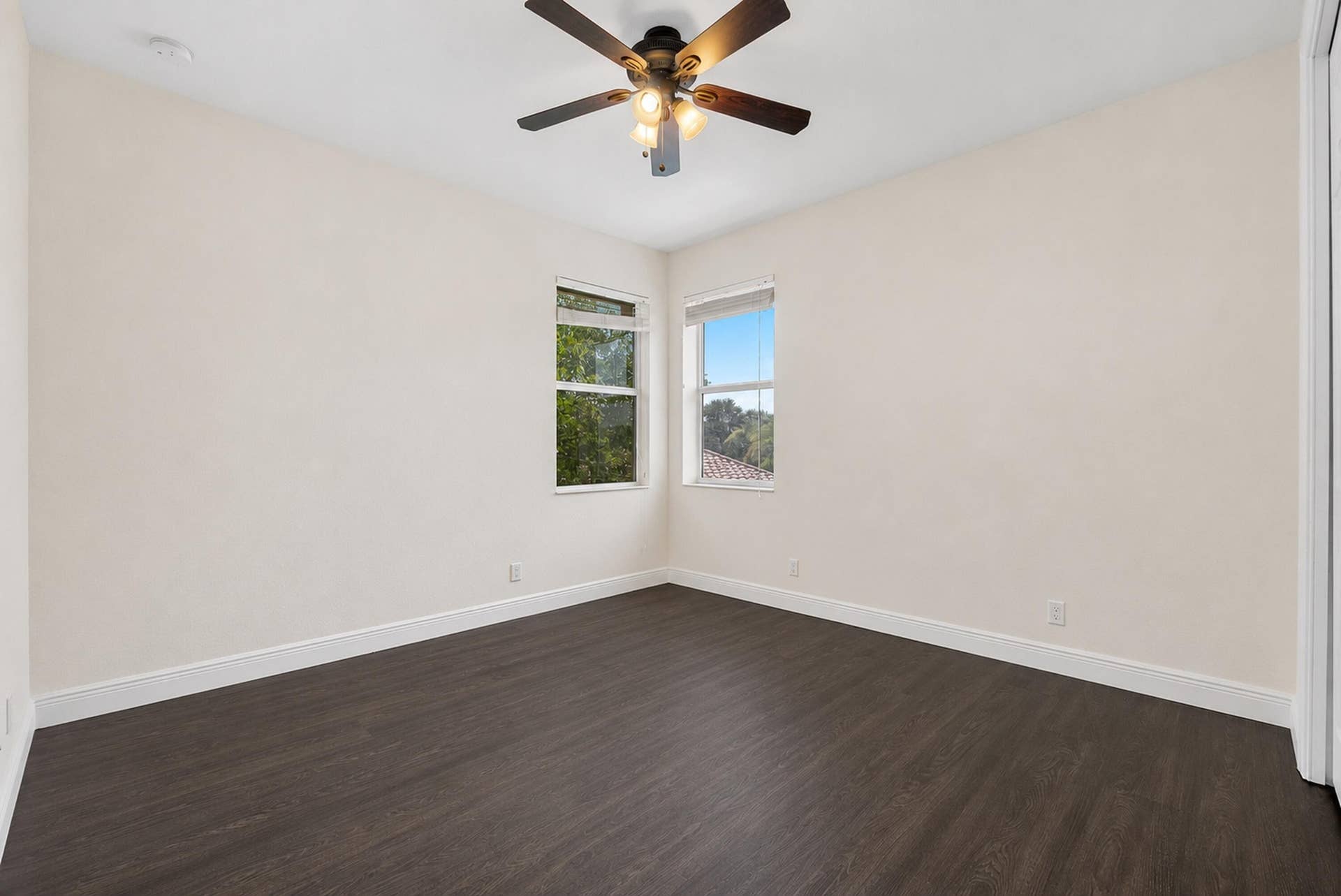 8050 Nw 121st Dr_059 2