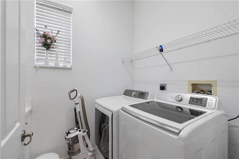 7008 NW 111TH Terrace, Parkland, FL 33076 7008-nw-111th-terrace-parkland-fl-12