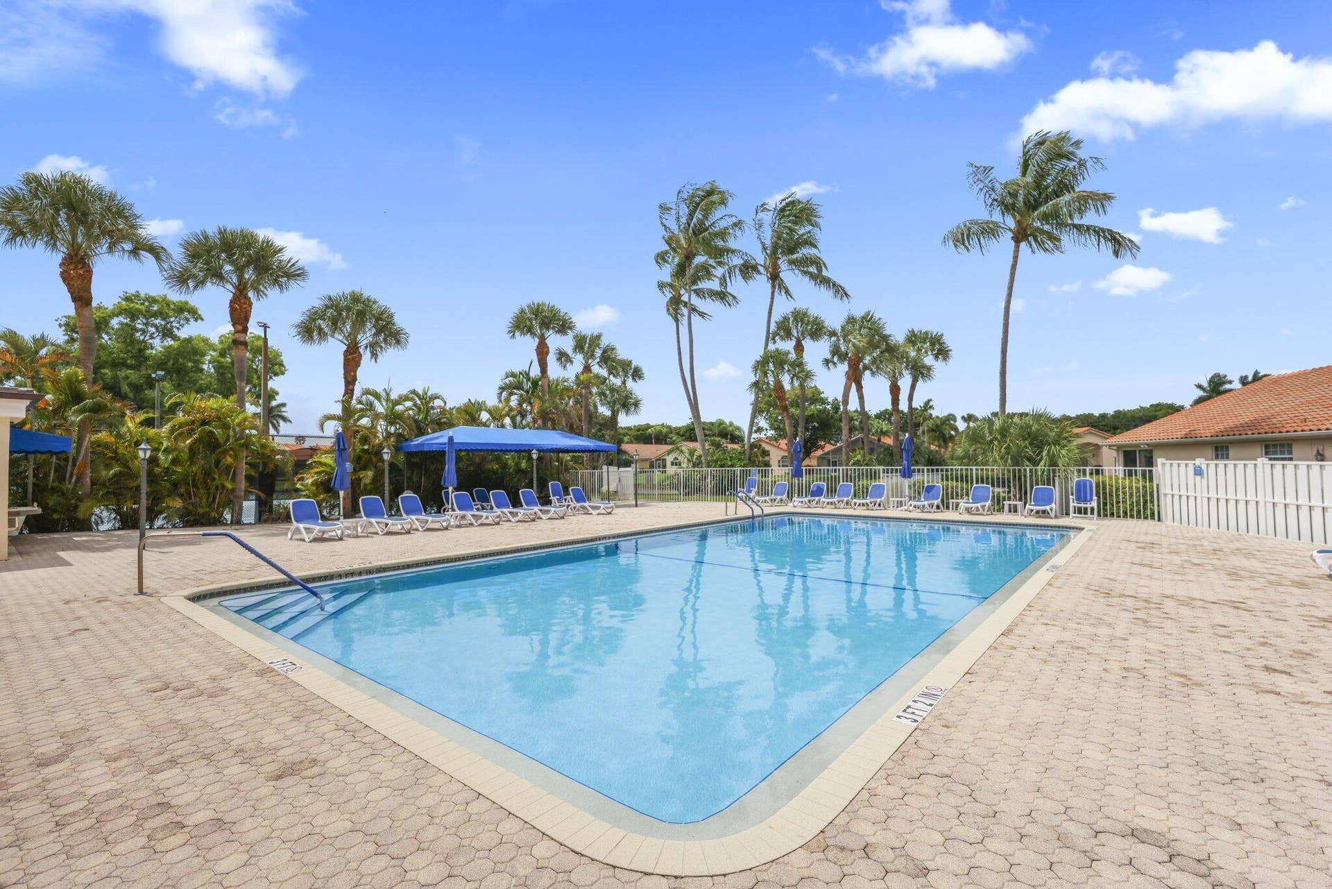 Bel-Aire Pool