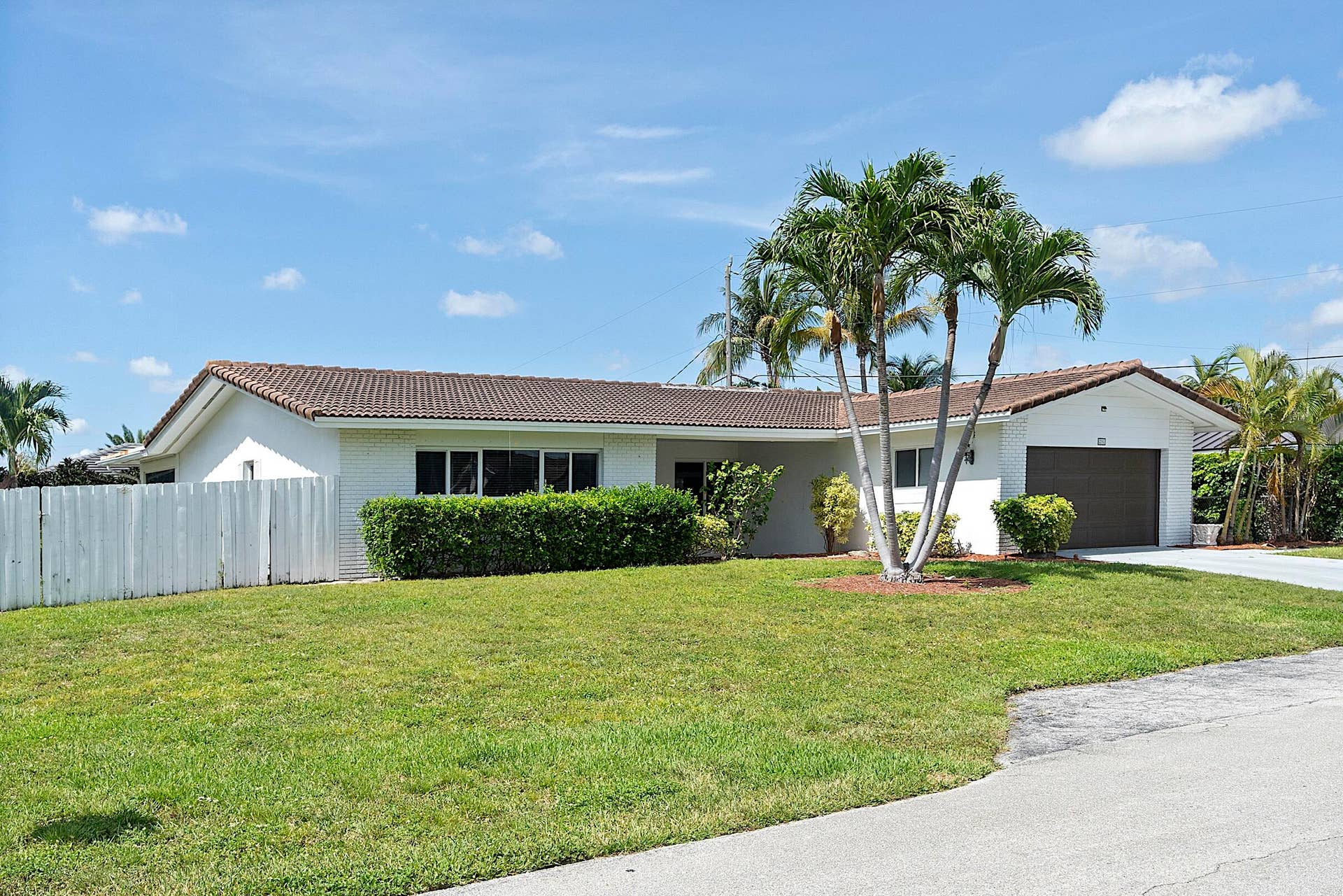 2910 NE 40TH Court, Lighthouse Point, Lighthouse Point, FL 33064 2910 NE 40th Ct - - 004