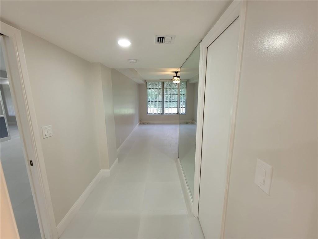 800 E CYPRESS Lane, #202, Pompano Beach, FL 33069 Photo 11