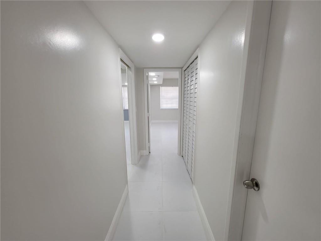 800 E CYPRESS Lane, #202, Pompano Beach, FL 33069 Photo 5