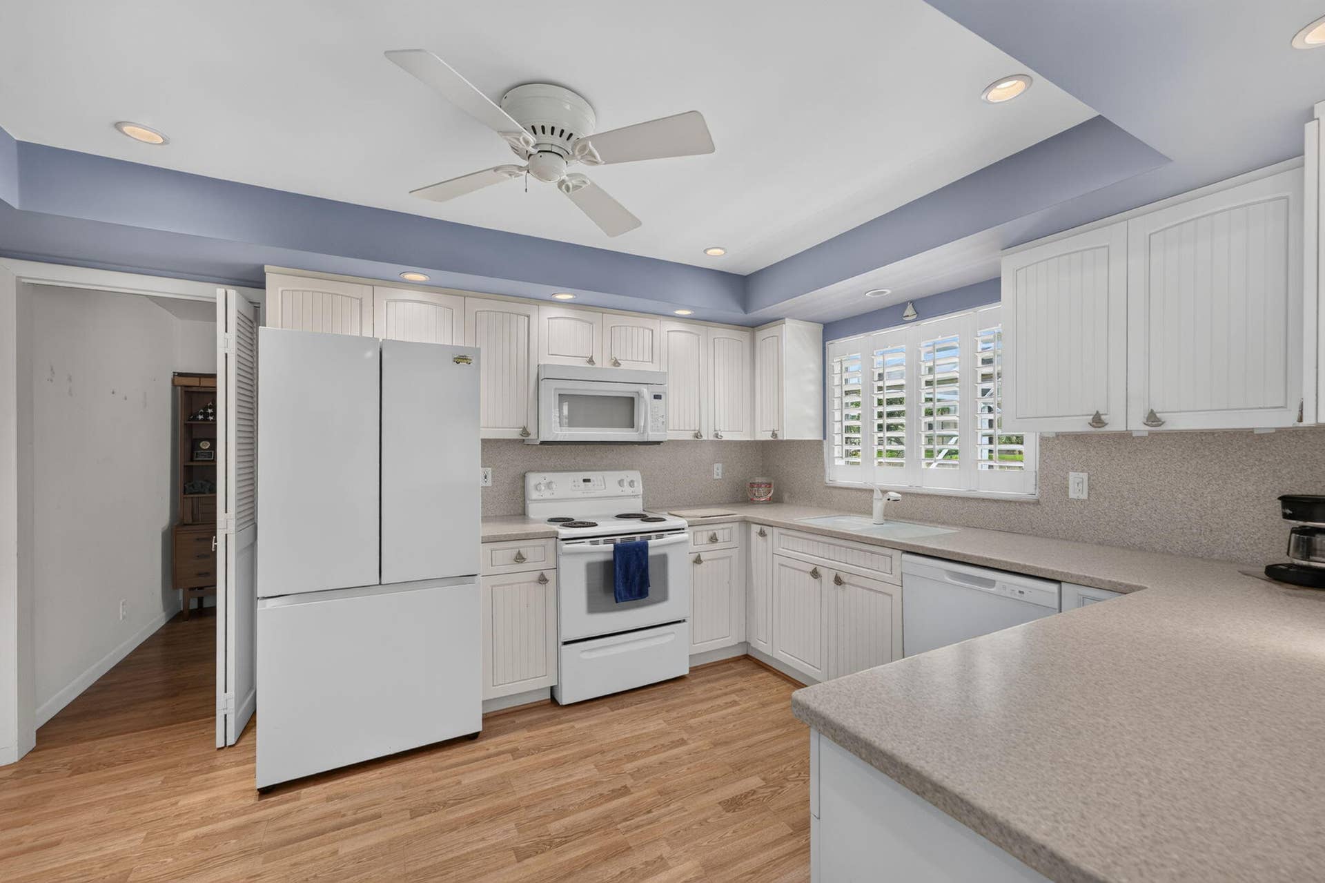 535 NE 8th Avenue, Deerfield Beach, FL 33441 12-web-or-mls-DSC03708