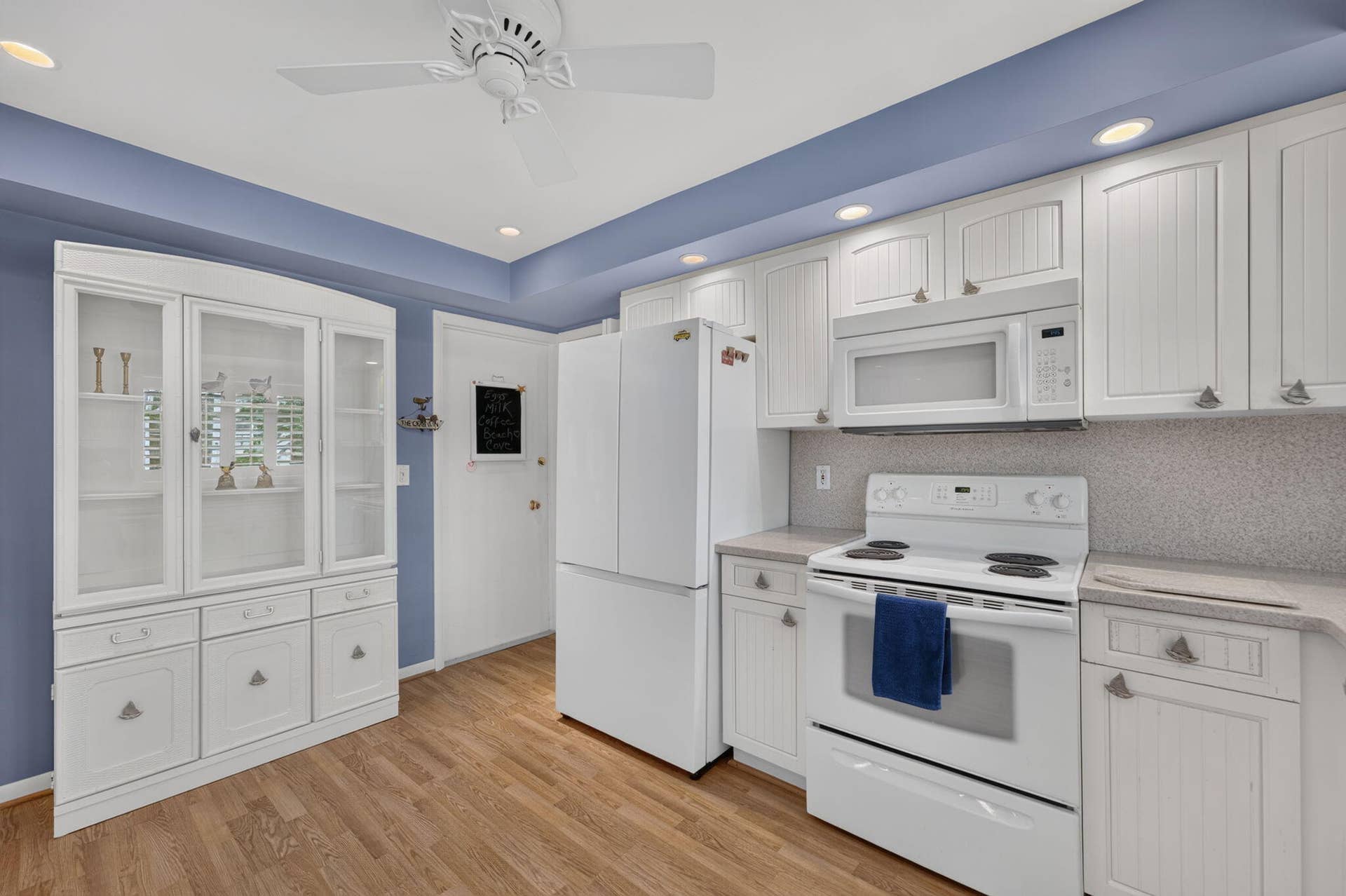 535 NE 8th Avenue, Deerfield Beach, FL 33441 15-web-or-mls-DSC03731