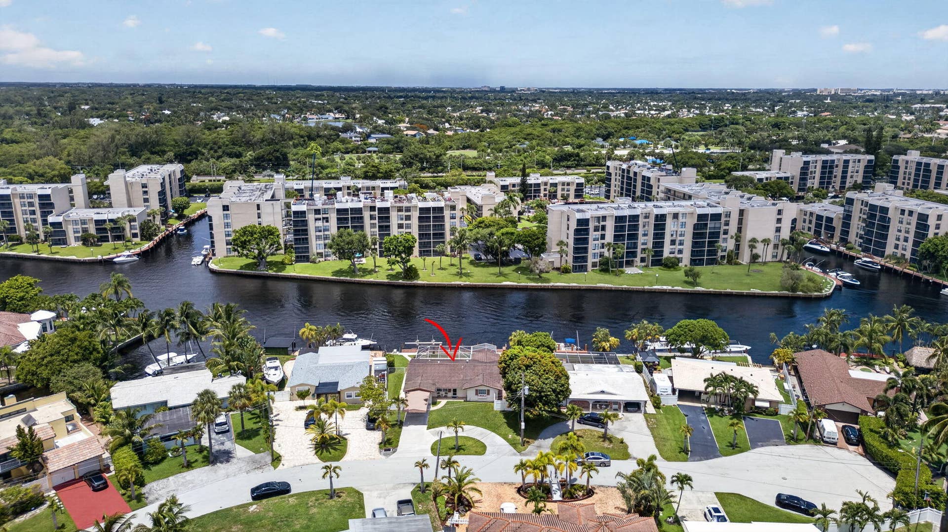 535 NE 8th Avenue, Deerfield Beach, FL 33441 54-web-or-mls-DJI_20260729132527_0655_D