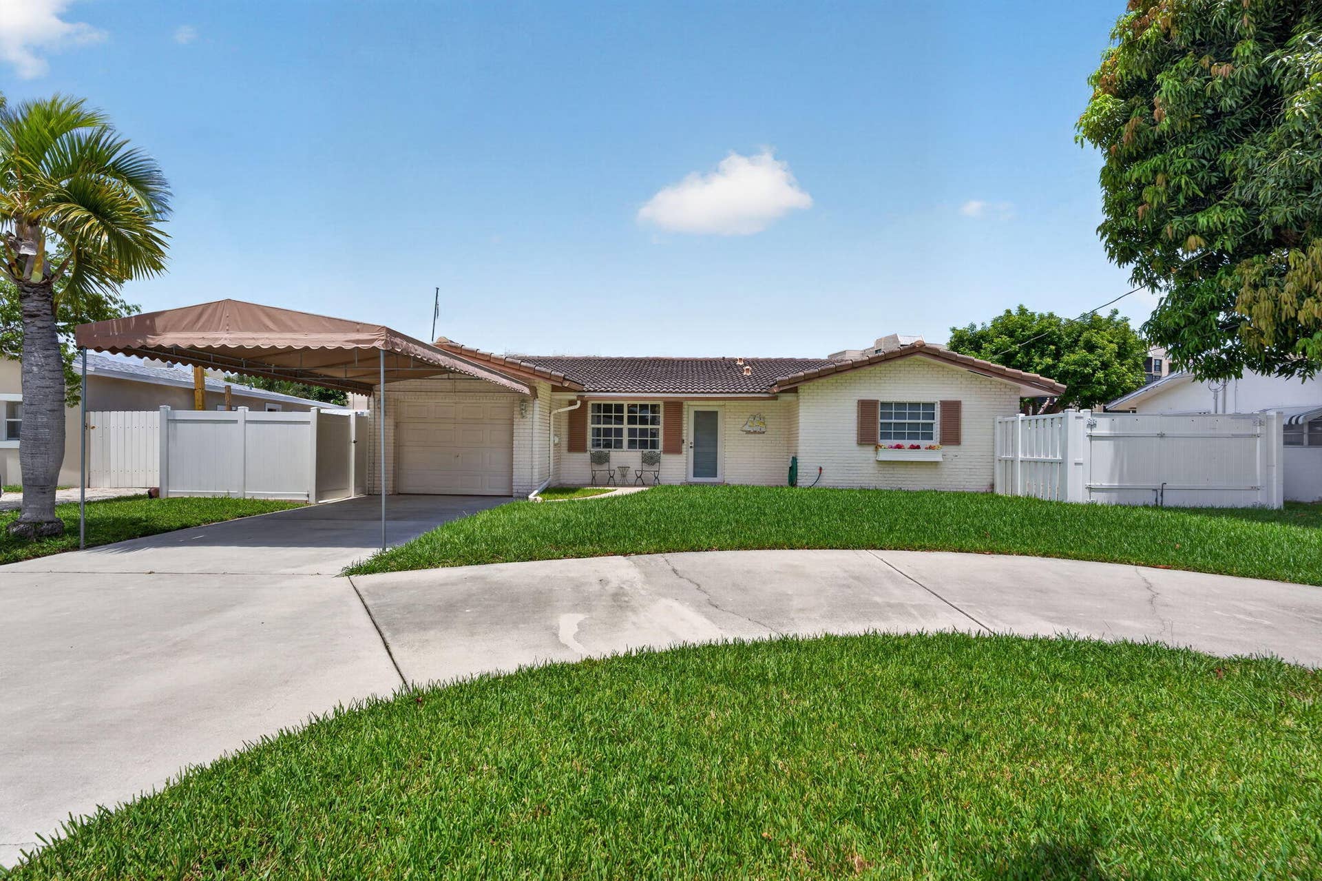 535 NE 8th Avenue, Deerfield Beach, FL 33441 1-web-or-mls-DSC03543
