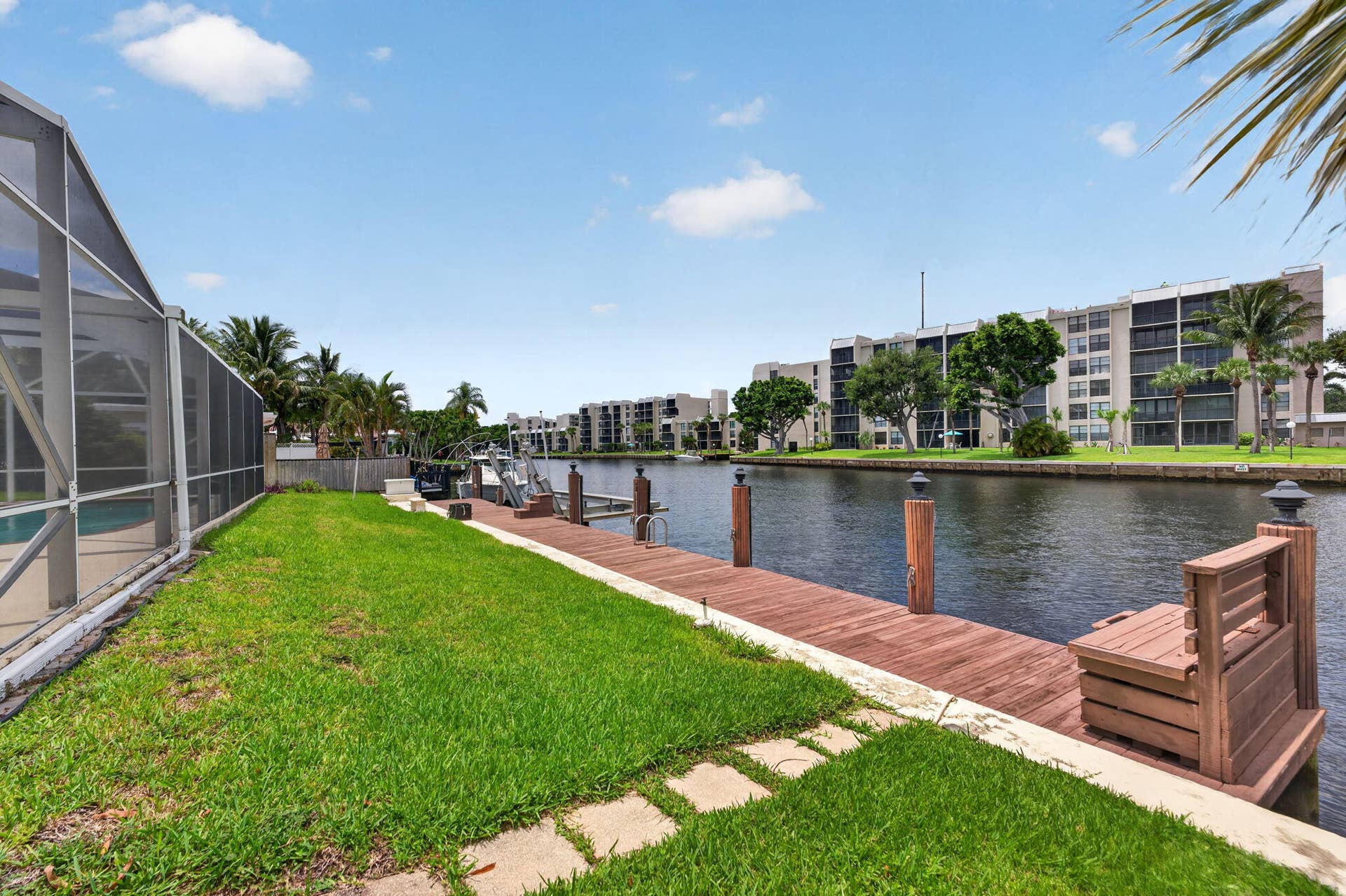 535 NE 8th Avenue, Deerfield Beach, FL 33441 43-web-or-mls-DSC03608