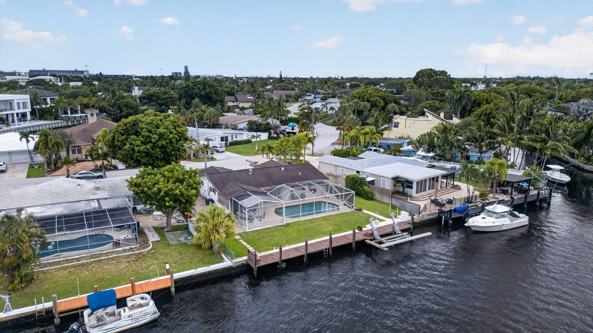 535 NE 8th Avenue, Deerfield Beach, FL 33441 61-web-or-mls-DJI_20260729132850_0690_D