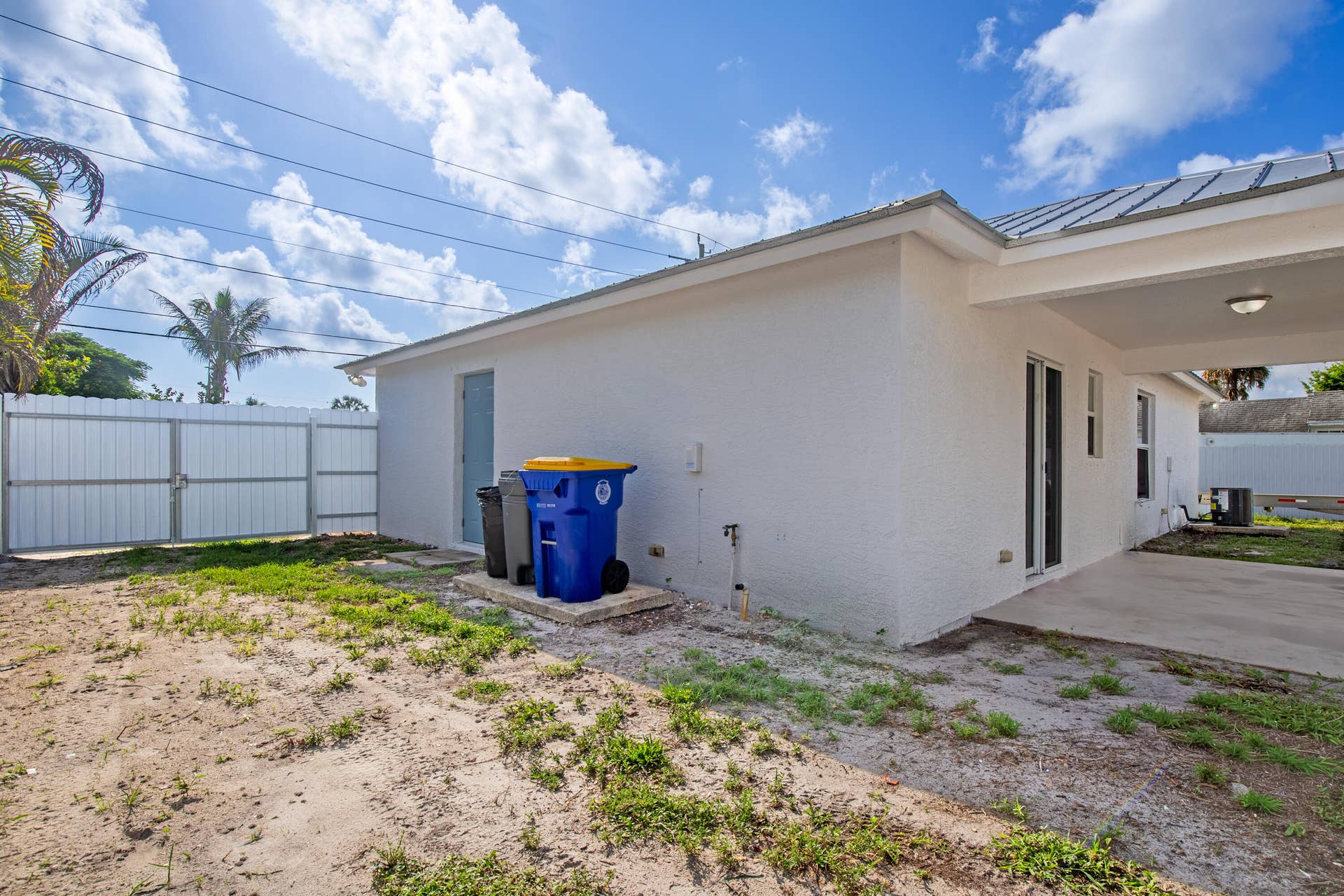 5060 SE EBBTIDE Avenue, Stuart, FL 34997 Backyard