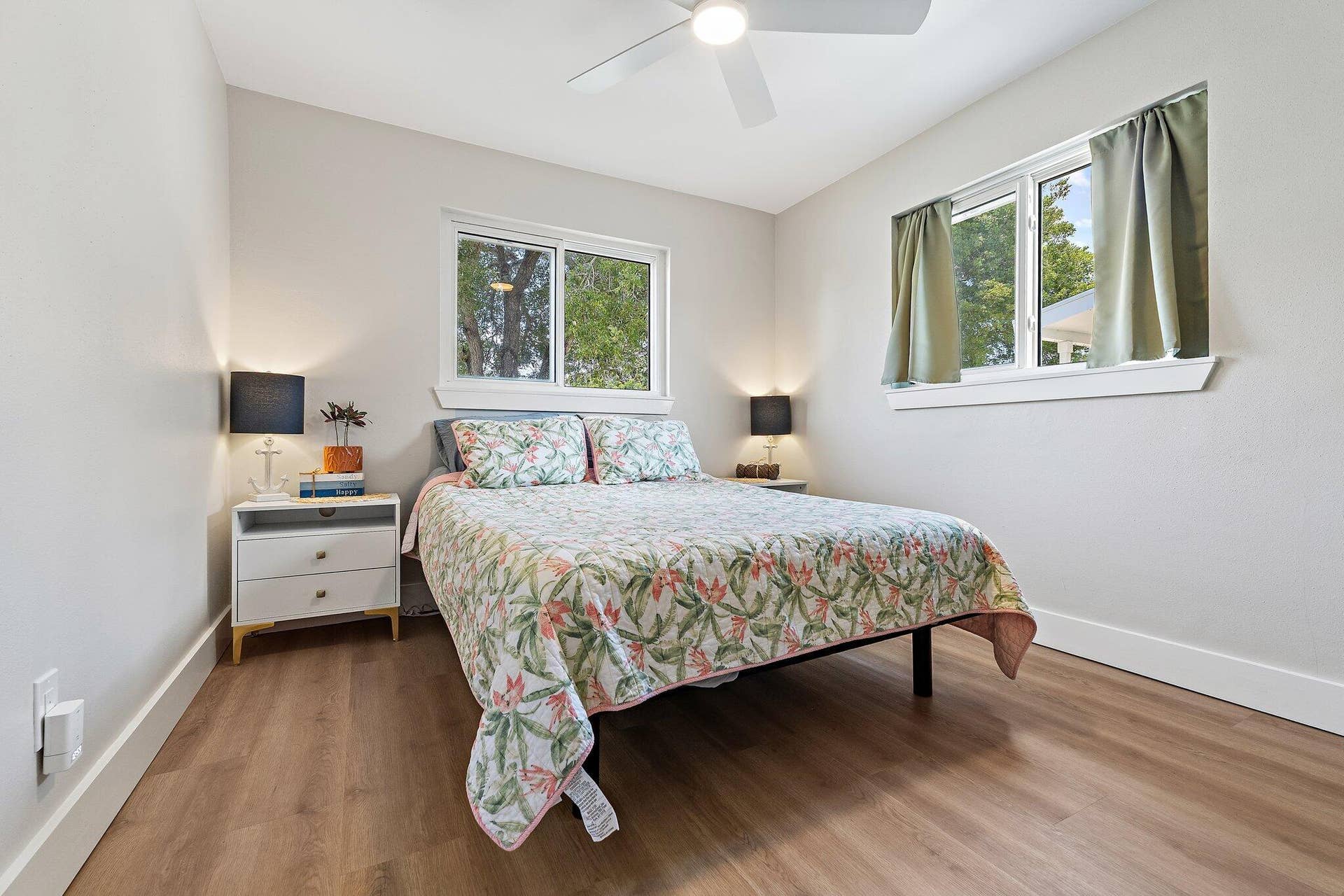417 PHILADELPHIA Drive, Jupiter, FL 33458 056-417PhiladelphiaDr-Jupiter-FL-33458-S