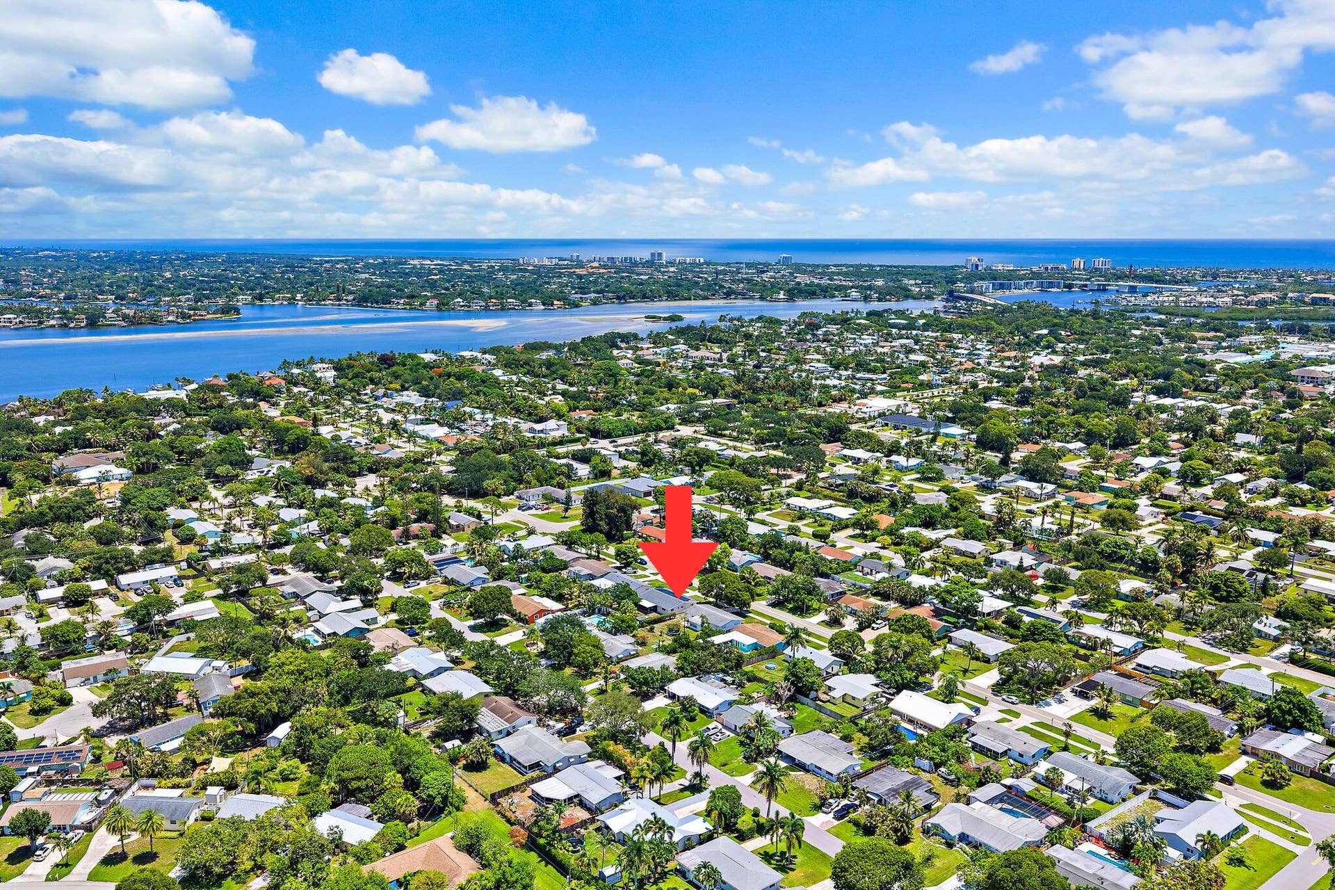 417 PHILADELPHIA Drive, Jupiter, FL 33458 Central Location