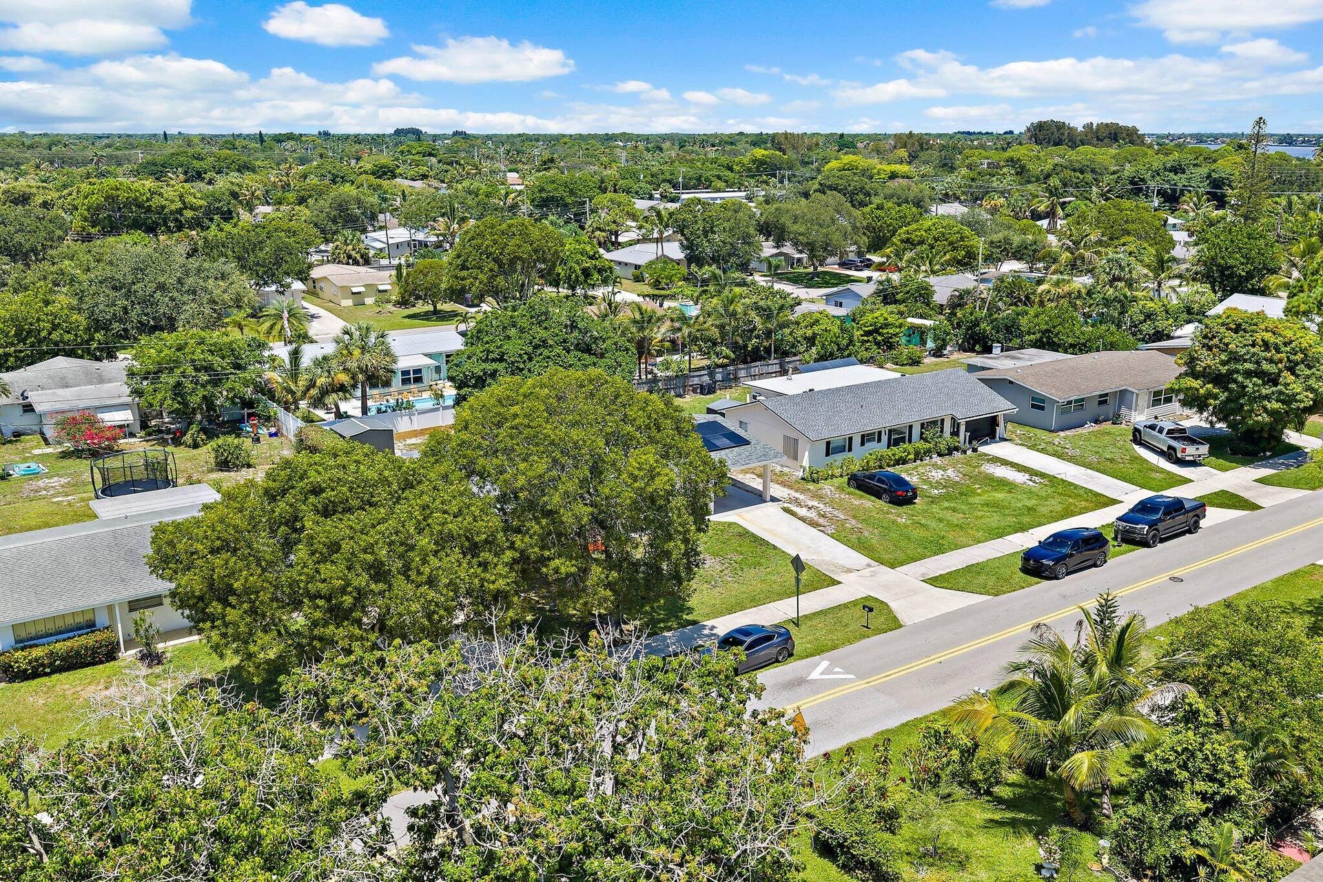 417 PHILADELPHIA Drive, Jupiter, FL 33458 018-417PhiladelphiaDr-Jupiter-FL-33458-S