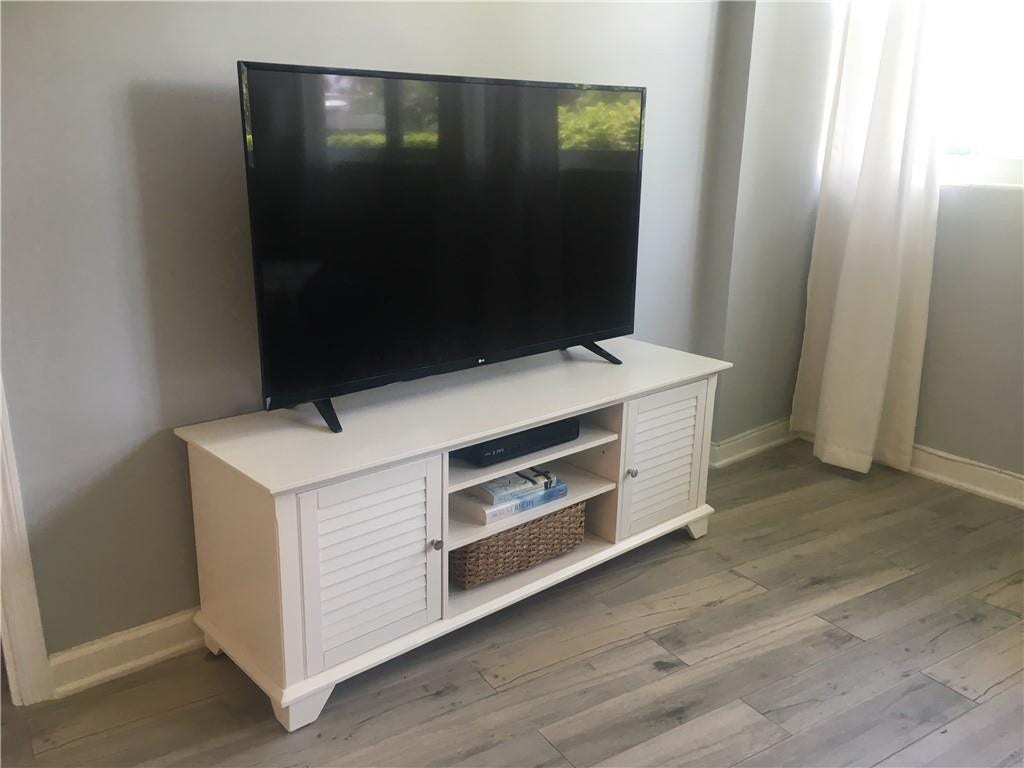 3250 NE 28th St - - 009 - Copy