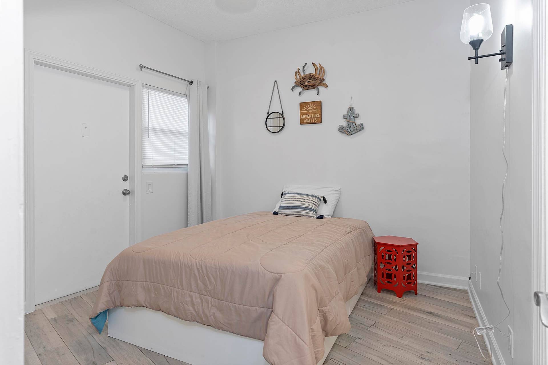 3250 NE 28th St - - 017 - Copy