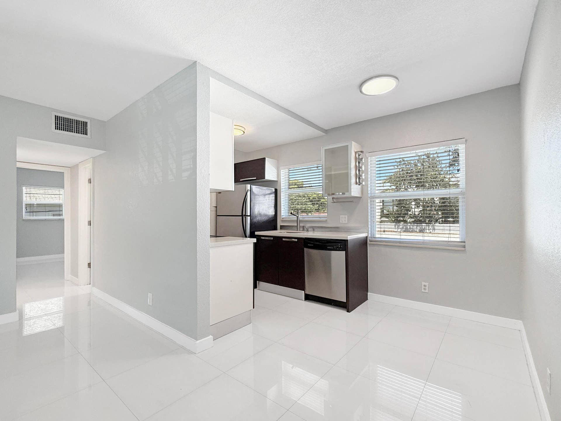 Kitchen breakfast nook home office space