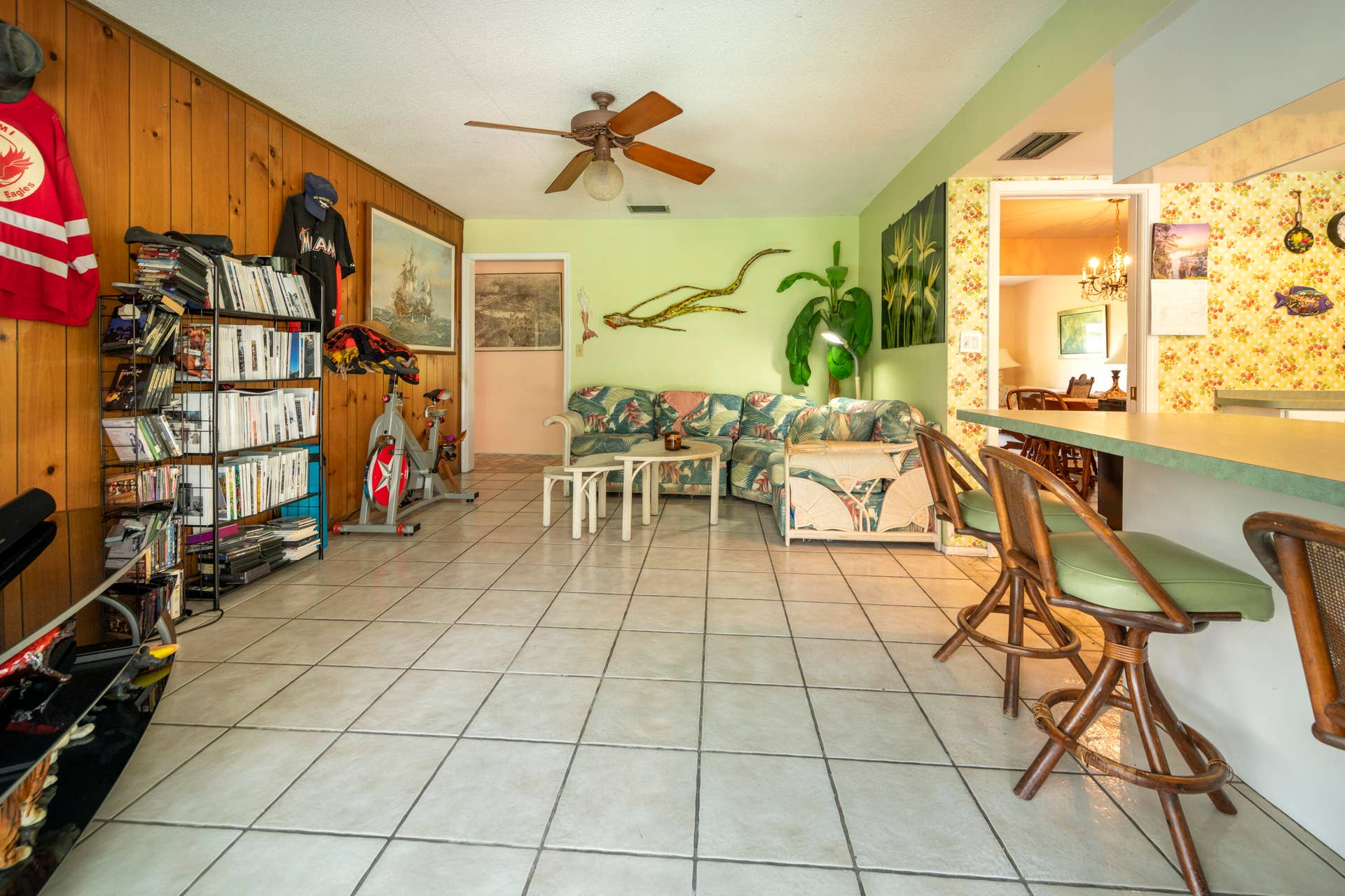 7321 NW 14th Street, Plantation, FL 33313 family room