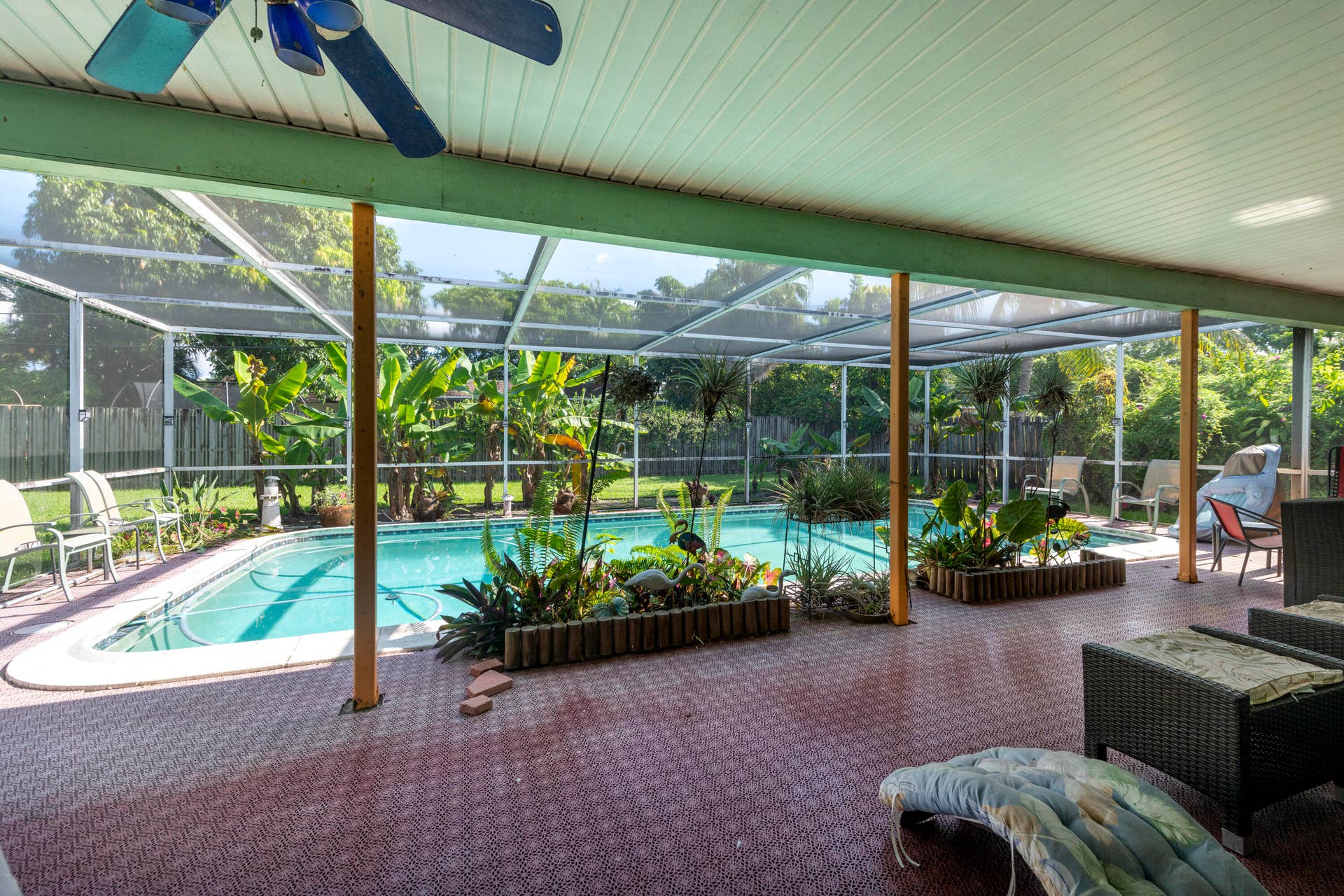 7321 NW 14th Street, Plantation, FL 33313 massive patio