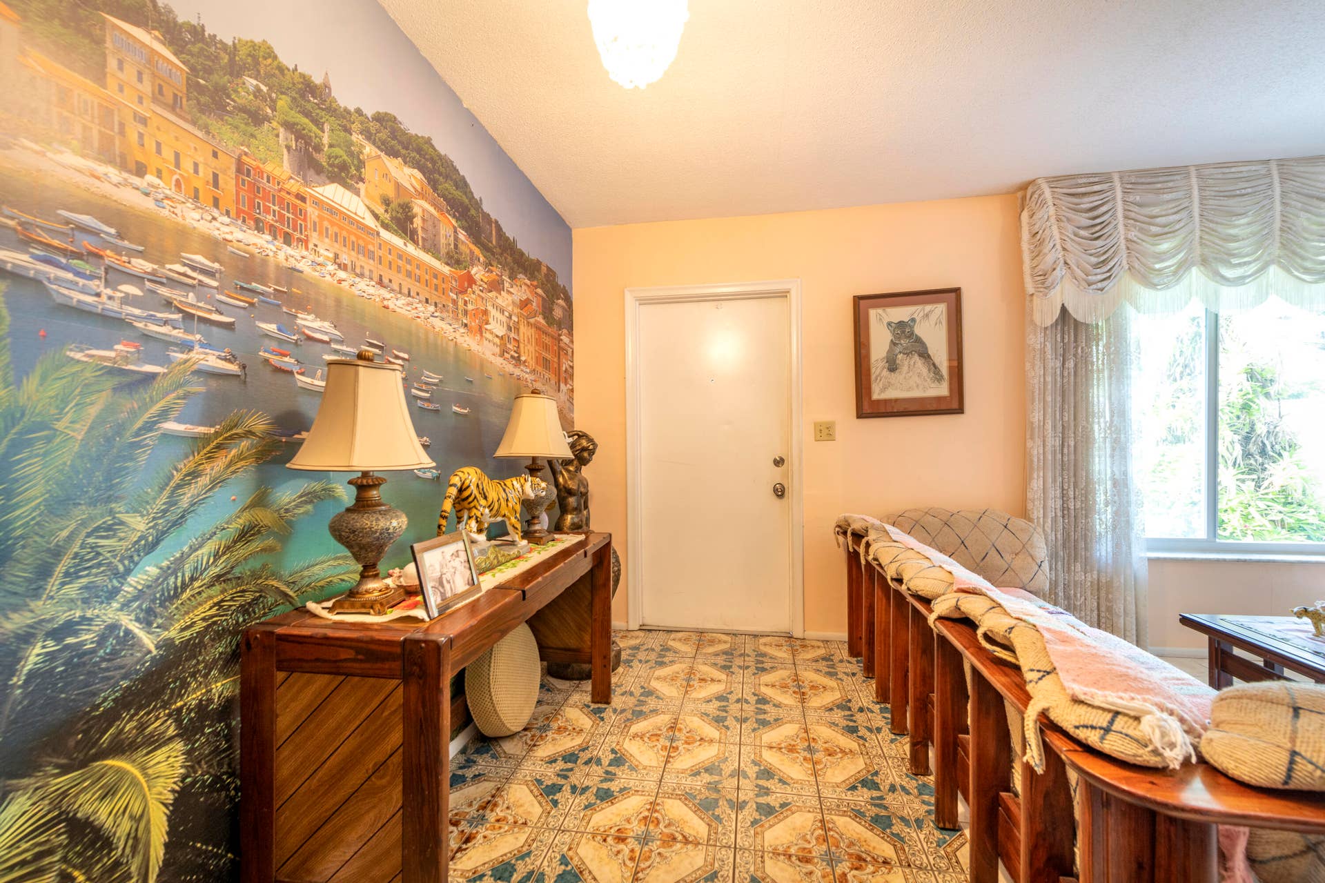 7321 NW 14th Street, Plantation, FL 33313 foyer