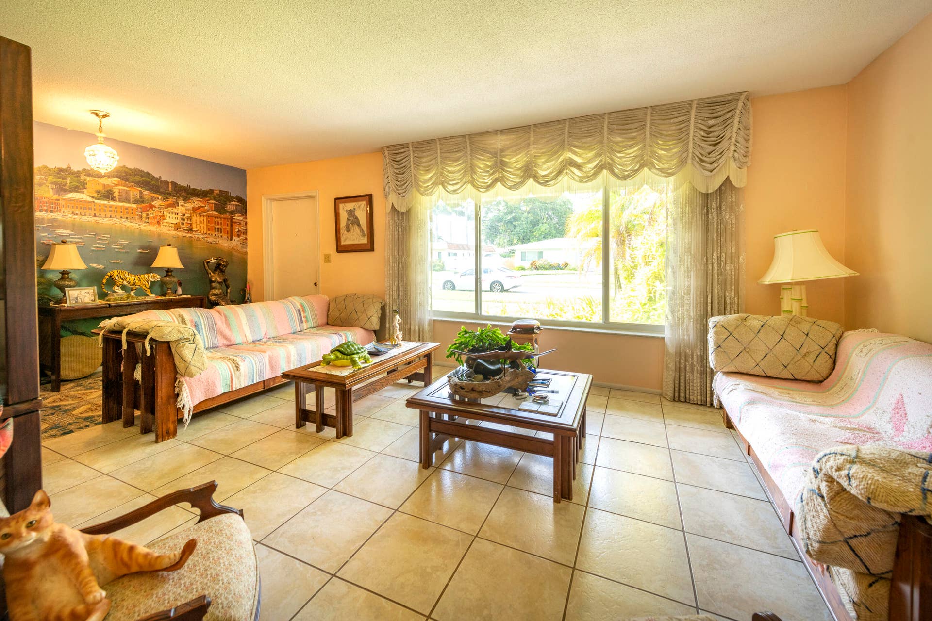 7321 NW 14th Street, Plantation, FL 33313 living room